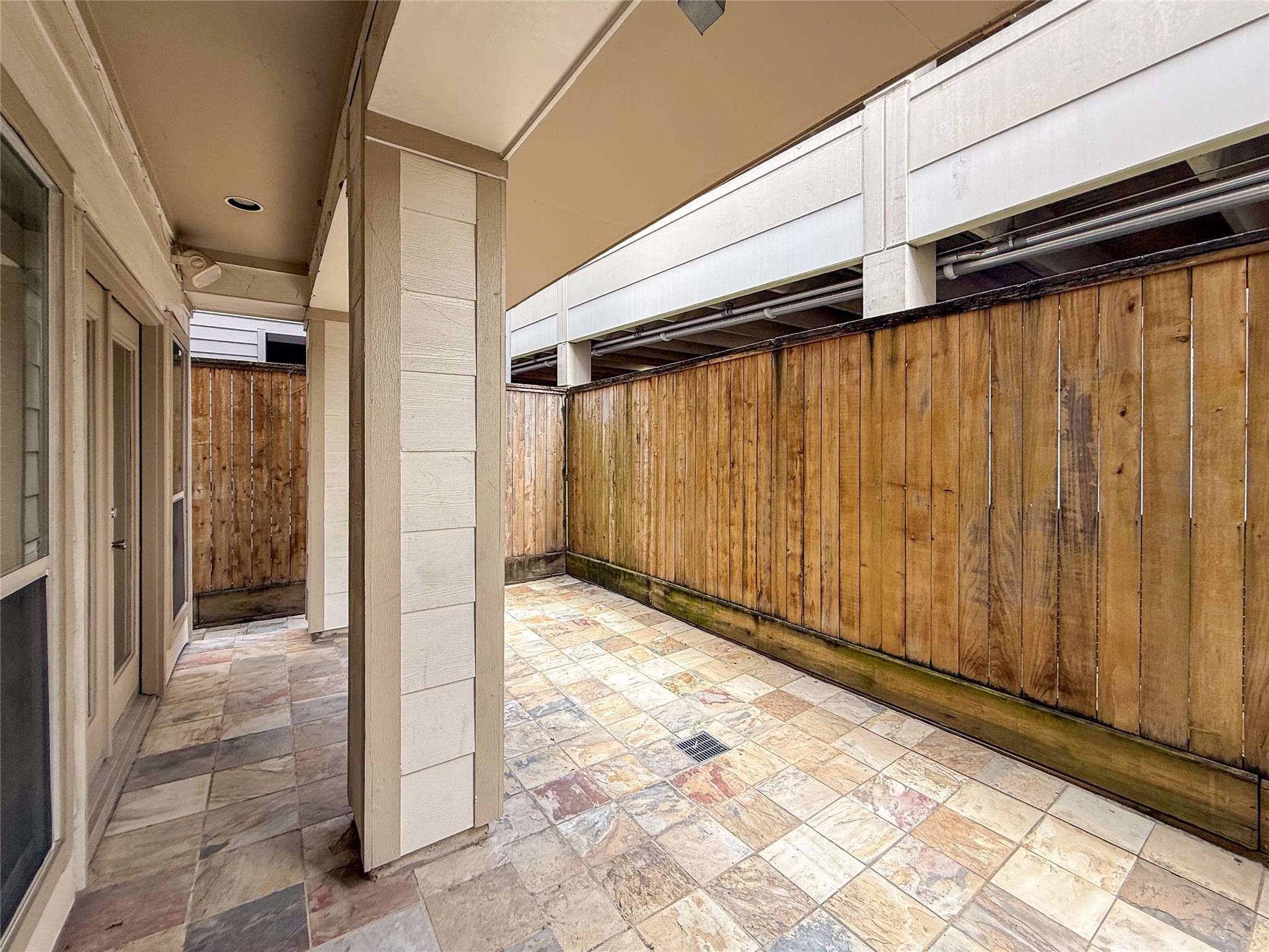 621 Hartman Street Property Photo 8