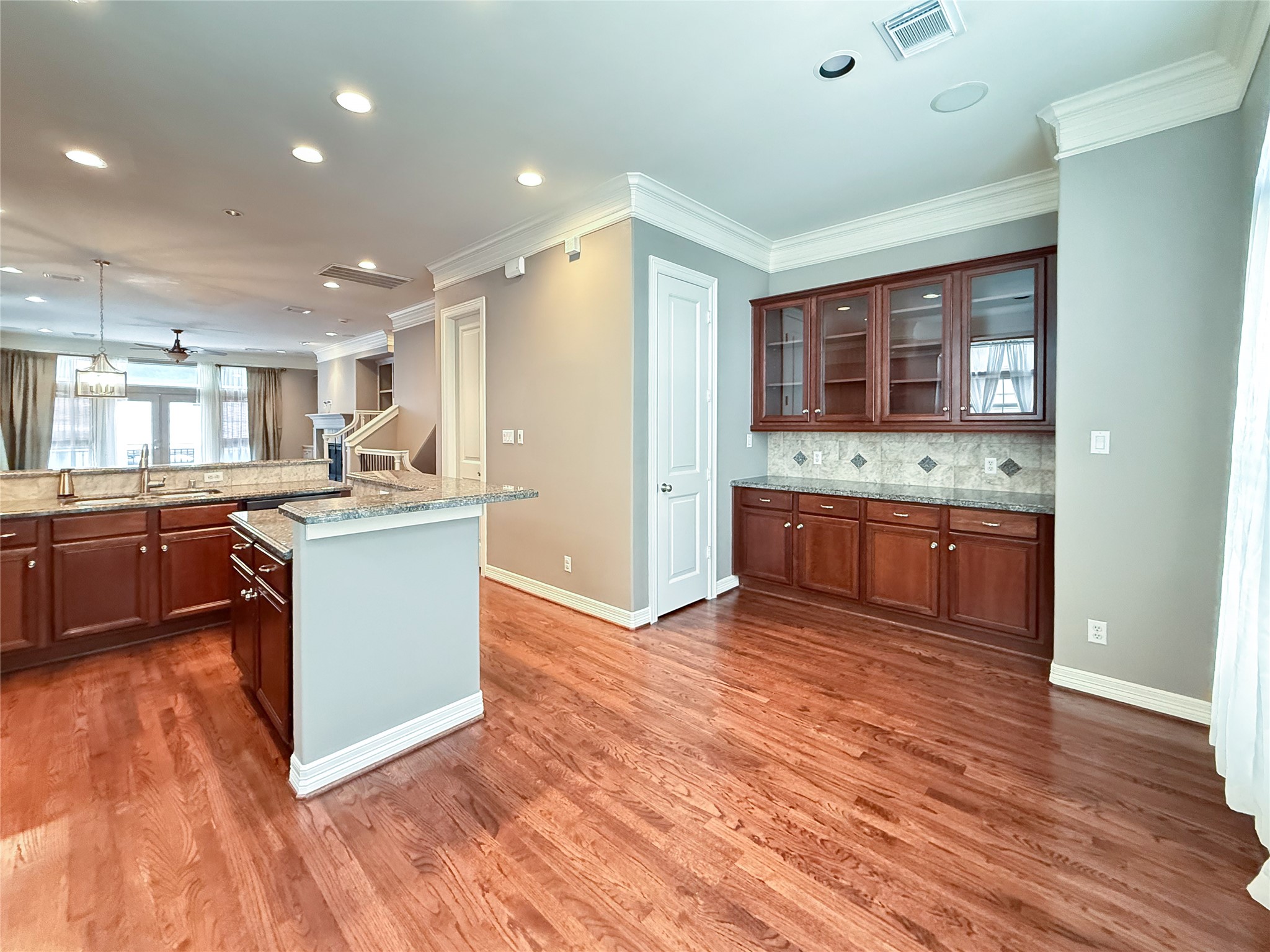 621 Hartman Street Property Photo 11