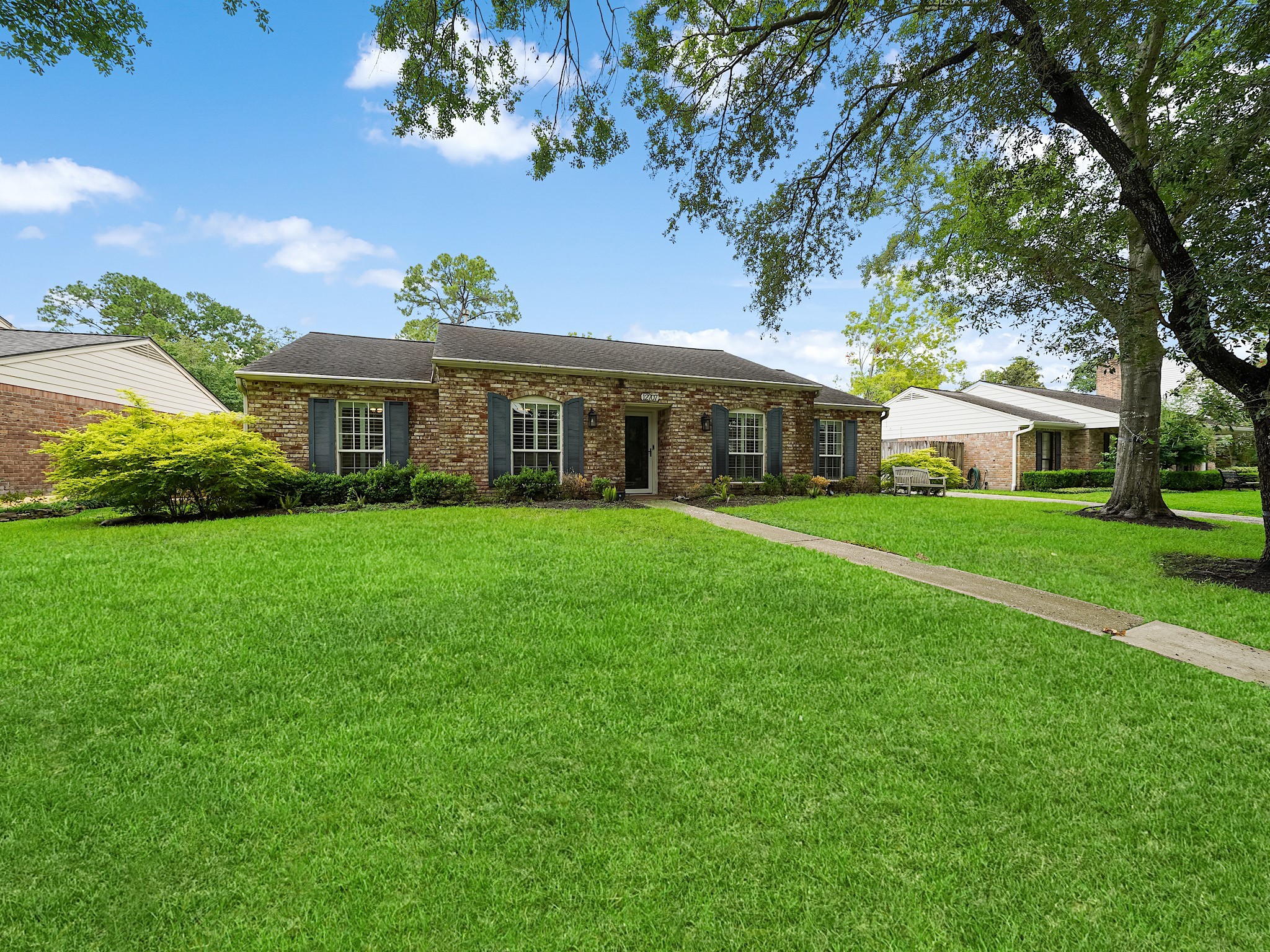 12707 Trail Hollow Drive Property Photo 1