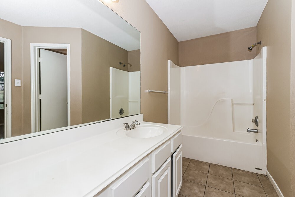 13230 Firebrick Drive Property Photo 10