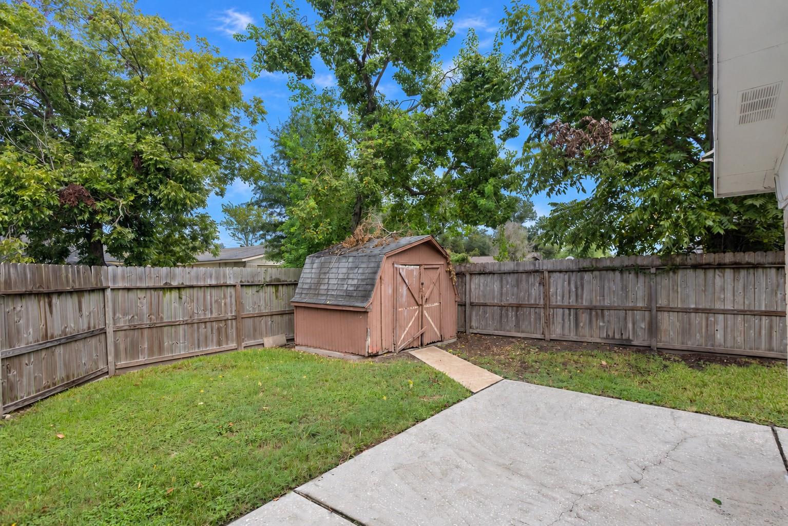 14007 Lorne Drive, Houston Tx 77049 Property Photo 18