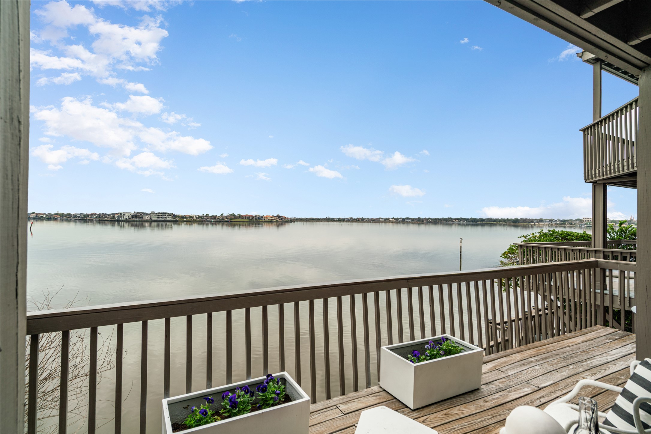2818 Lighthouse Drive Property Photo 14