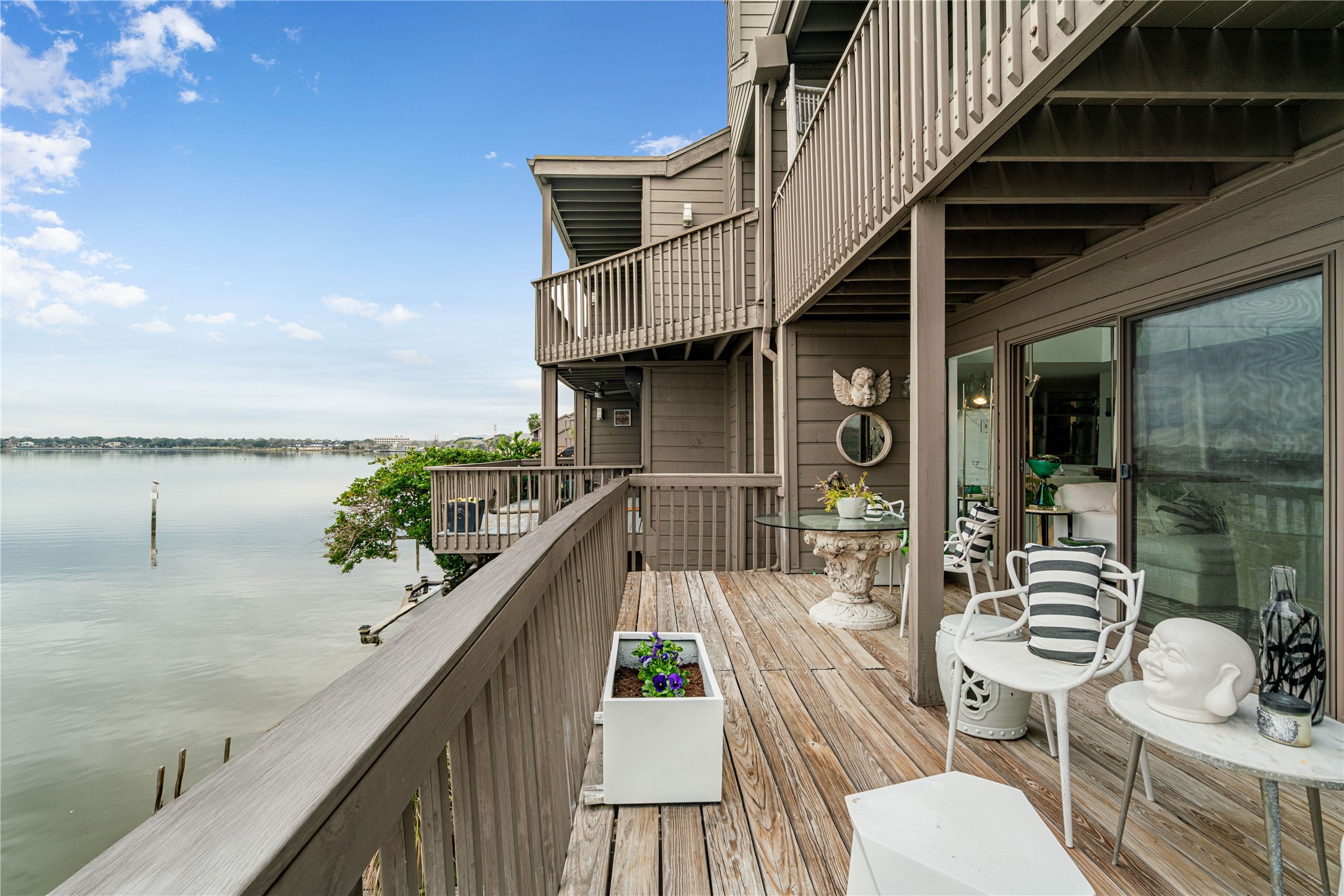 2818 Lighthouse Drive Property Photo 15