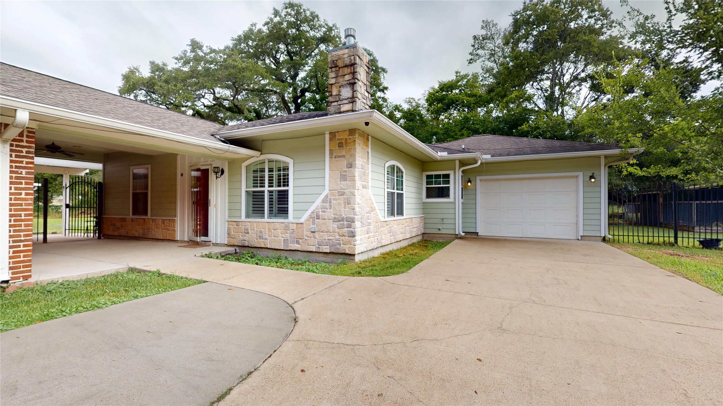 10660 Crosby Lynchburg Property Photo 3