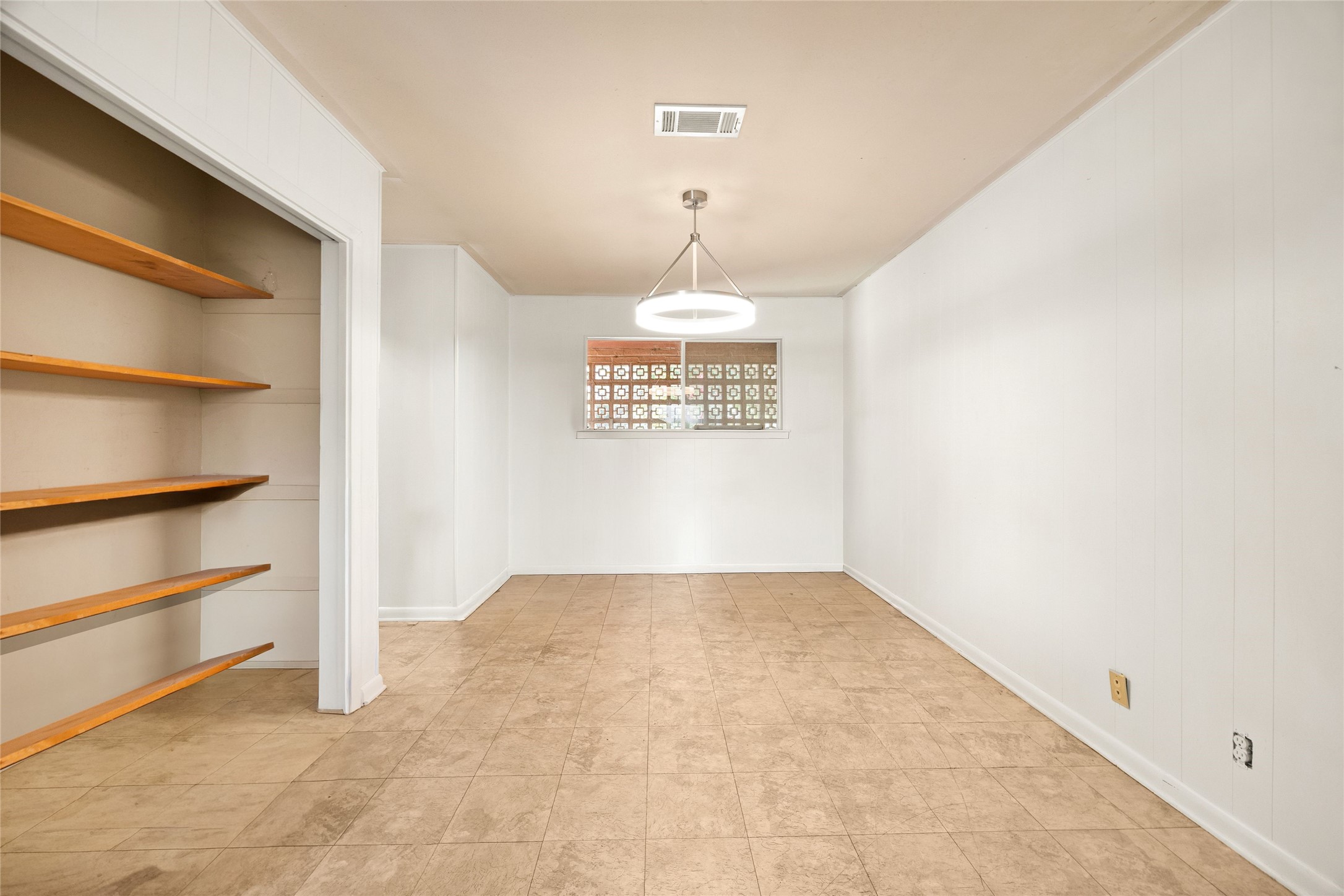 103 Ligustrum Street Property Photo 7