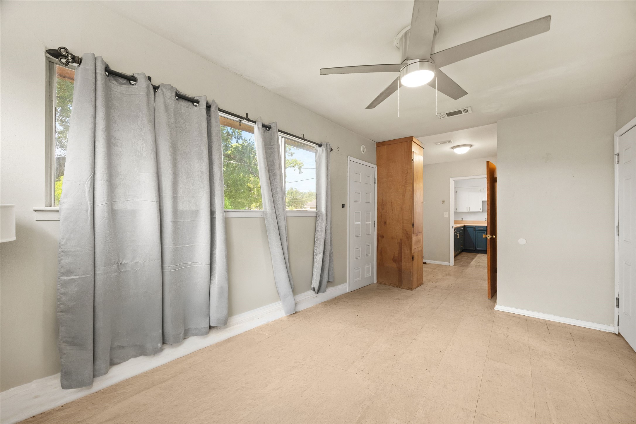 103 Ligustrum Street Property Photo 17