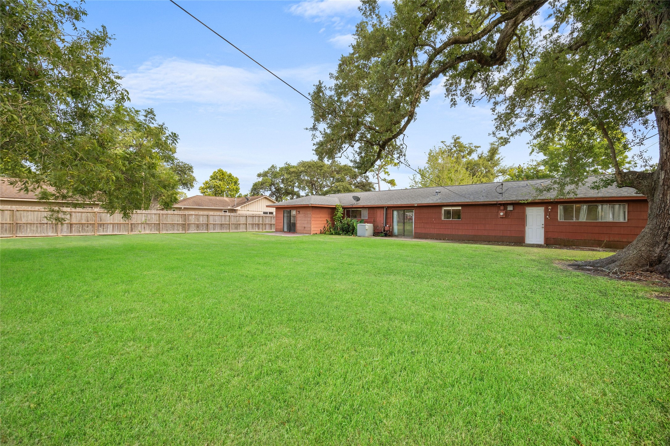 103 Ligustrum Street Property Photo 30