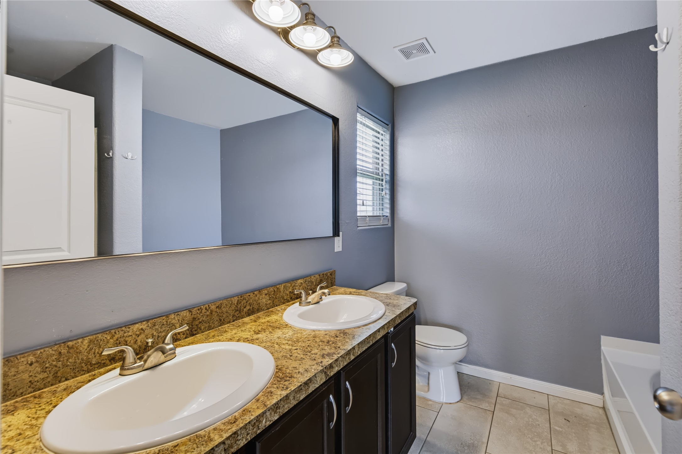 834 Coffee Mill Creek Lane Property Photo 10