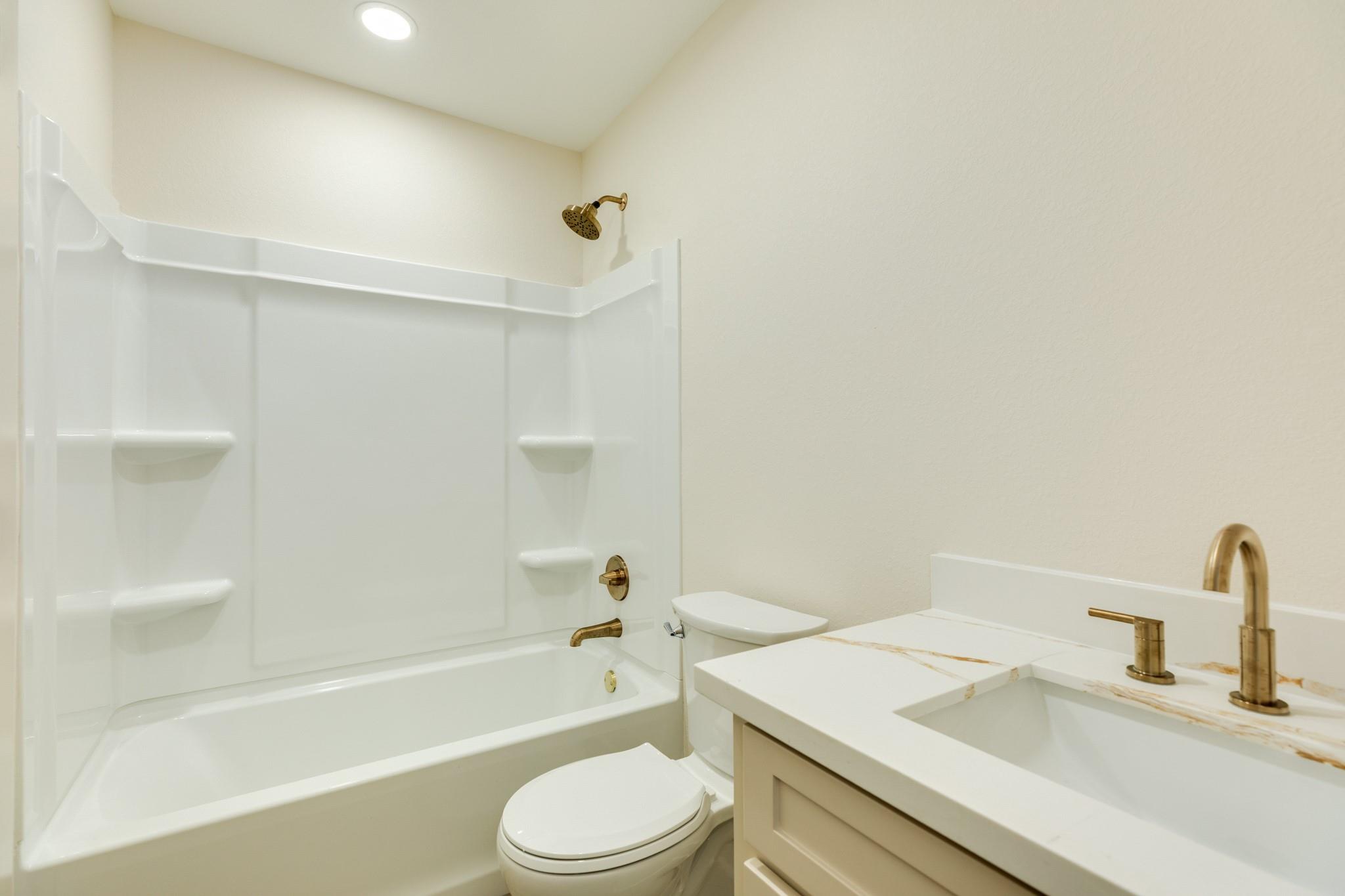33111 Amberjack Drive, Richwood Tx 77515 Property Photo 34