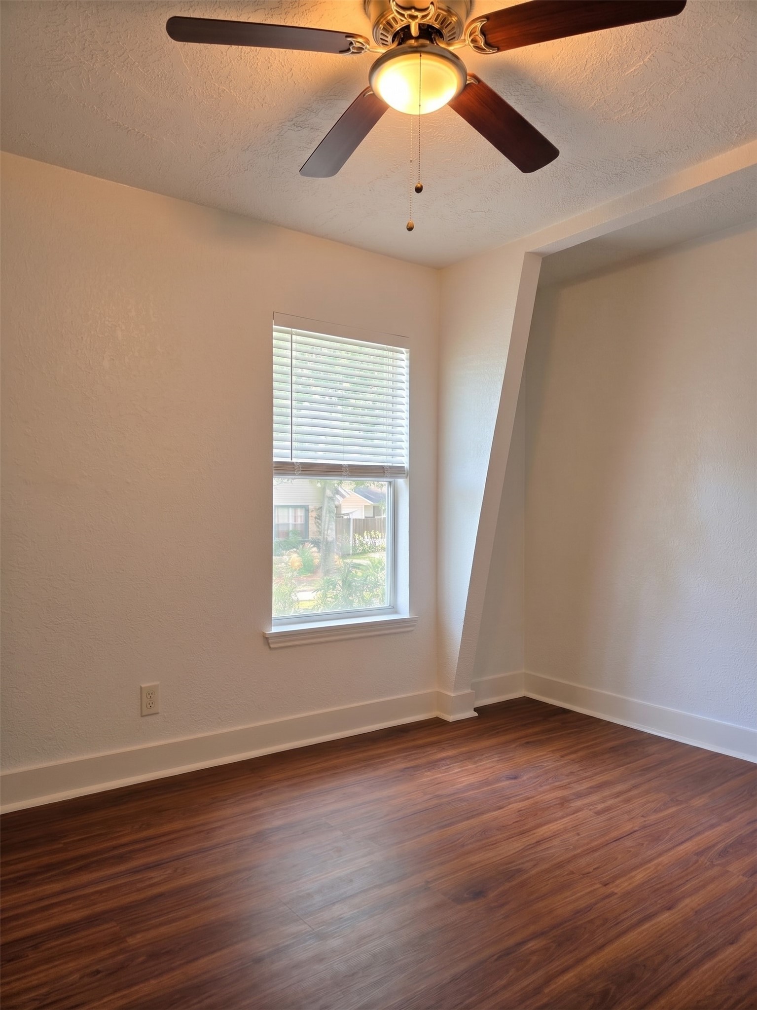 6318 Sayers Street Property Photo 8