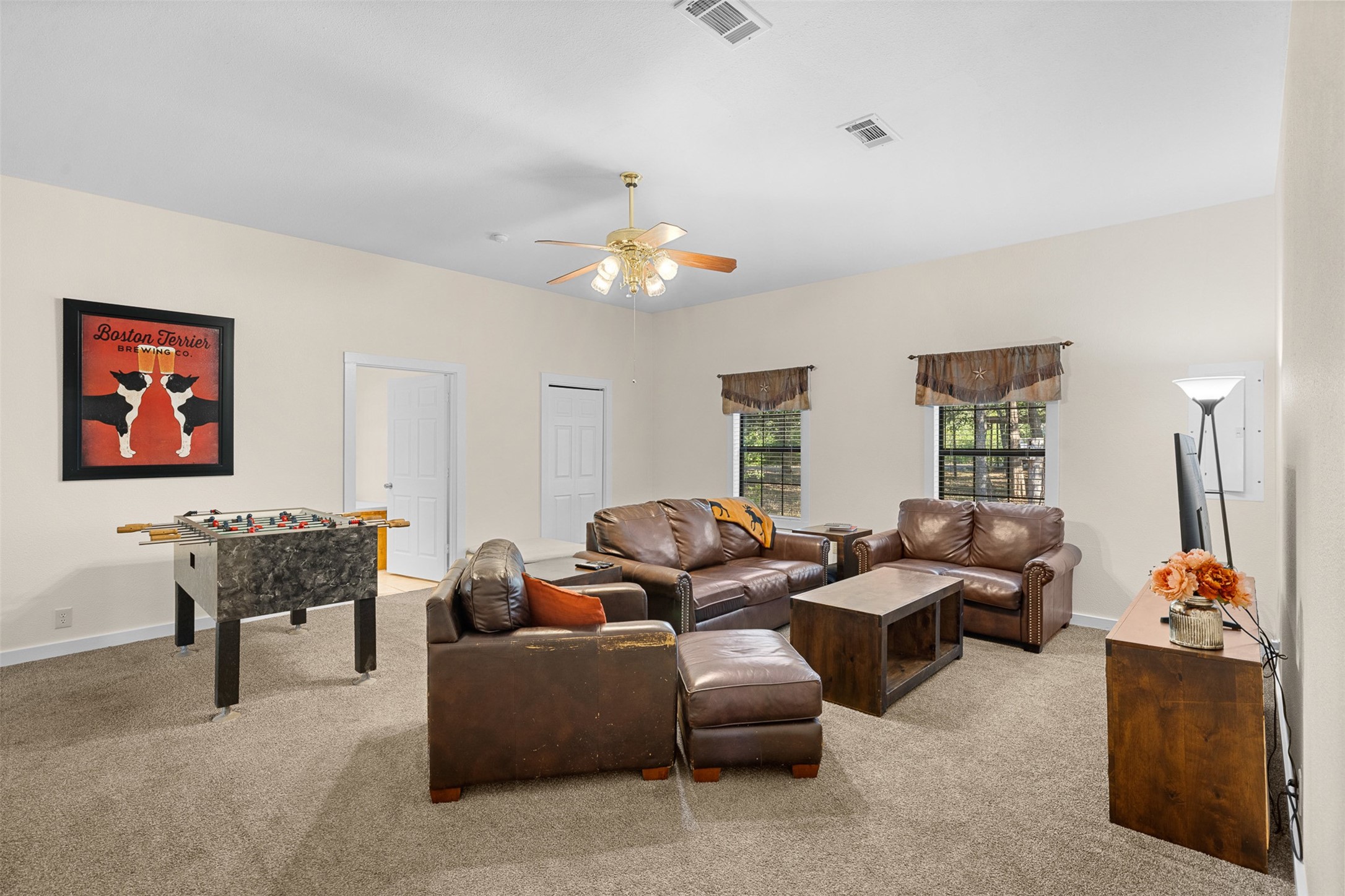 5501 Mach Road Property Photo 10