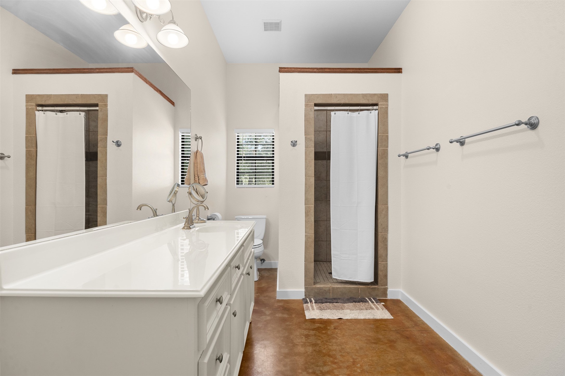 5501 Mach Road Property Photo 14
