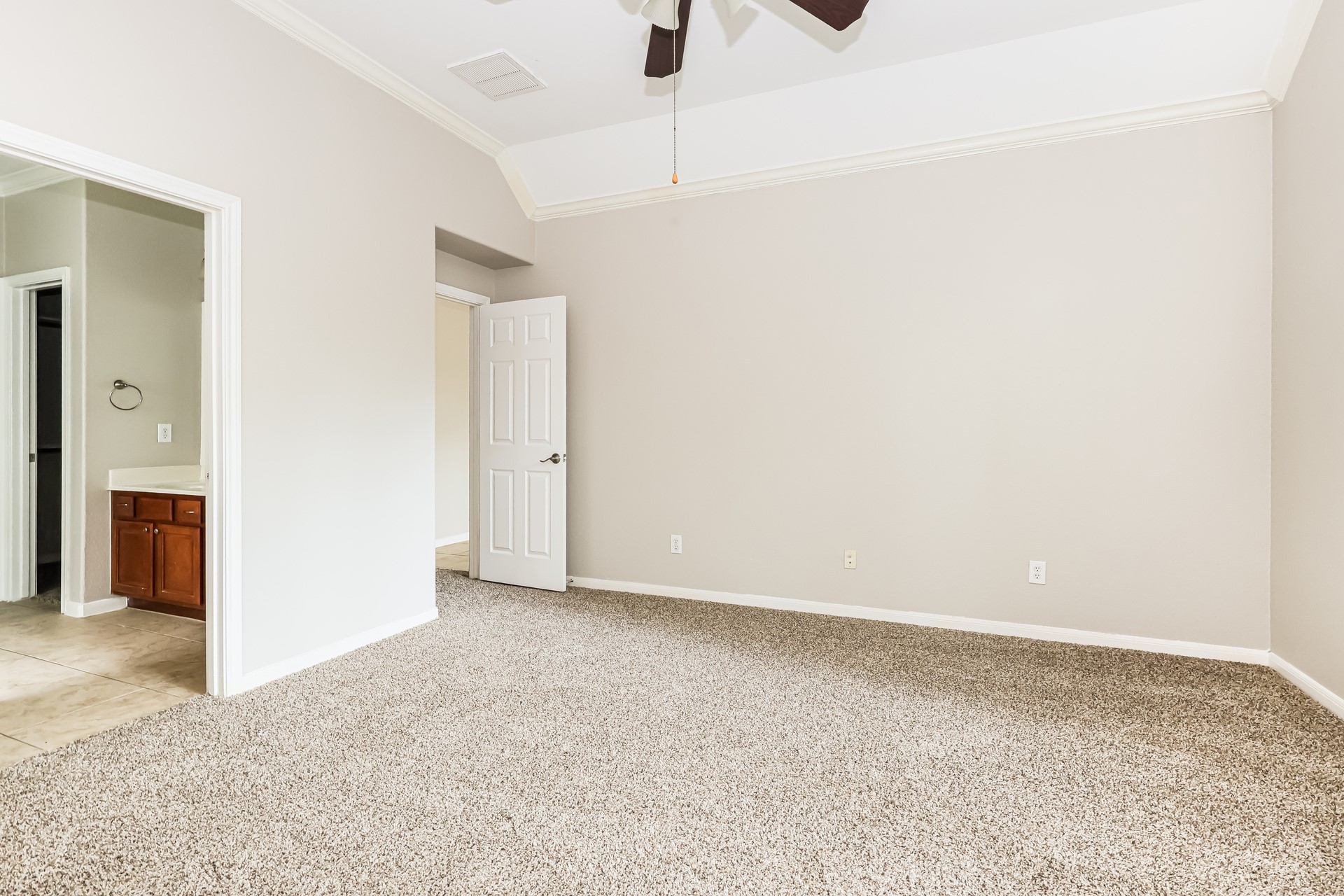 66 N Planchard Circle Property Photo 12