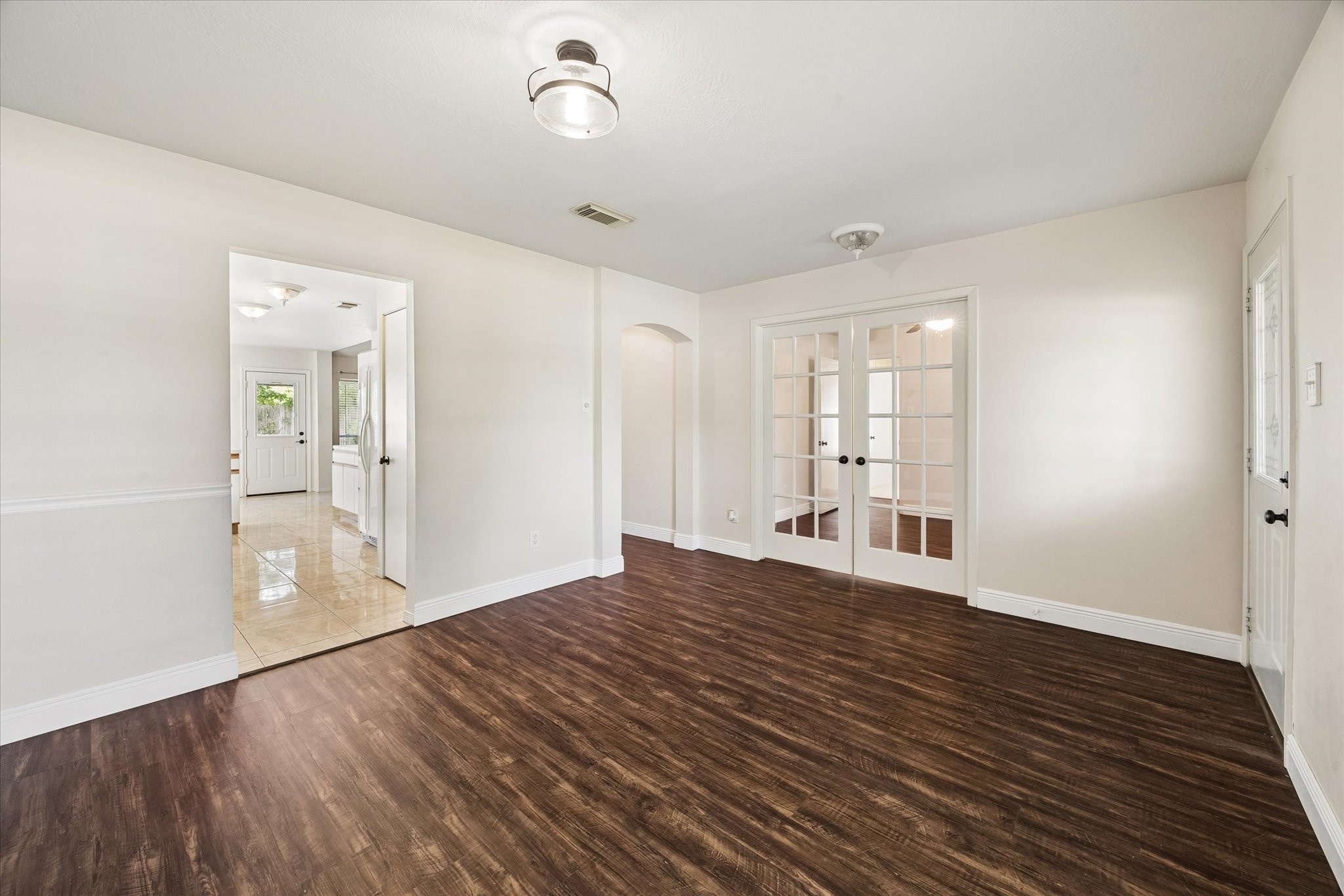 3714 Colleen Woods Circle Property Photo 5