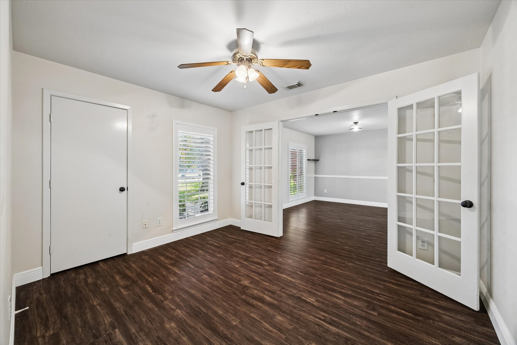 3714 Colleen Woods Circle Property Photo 7