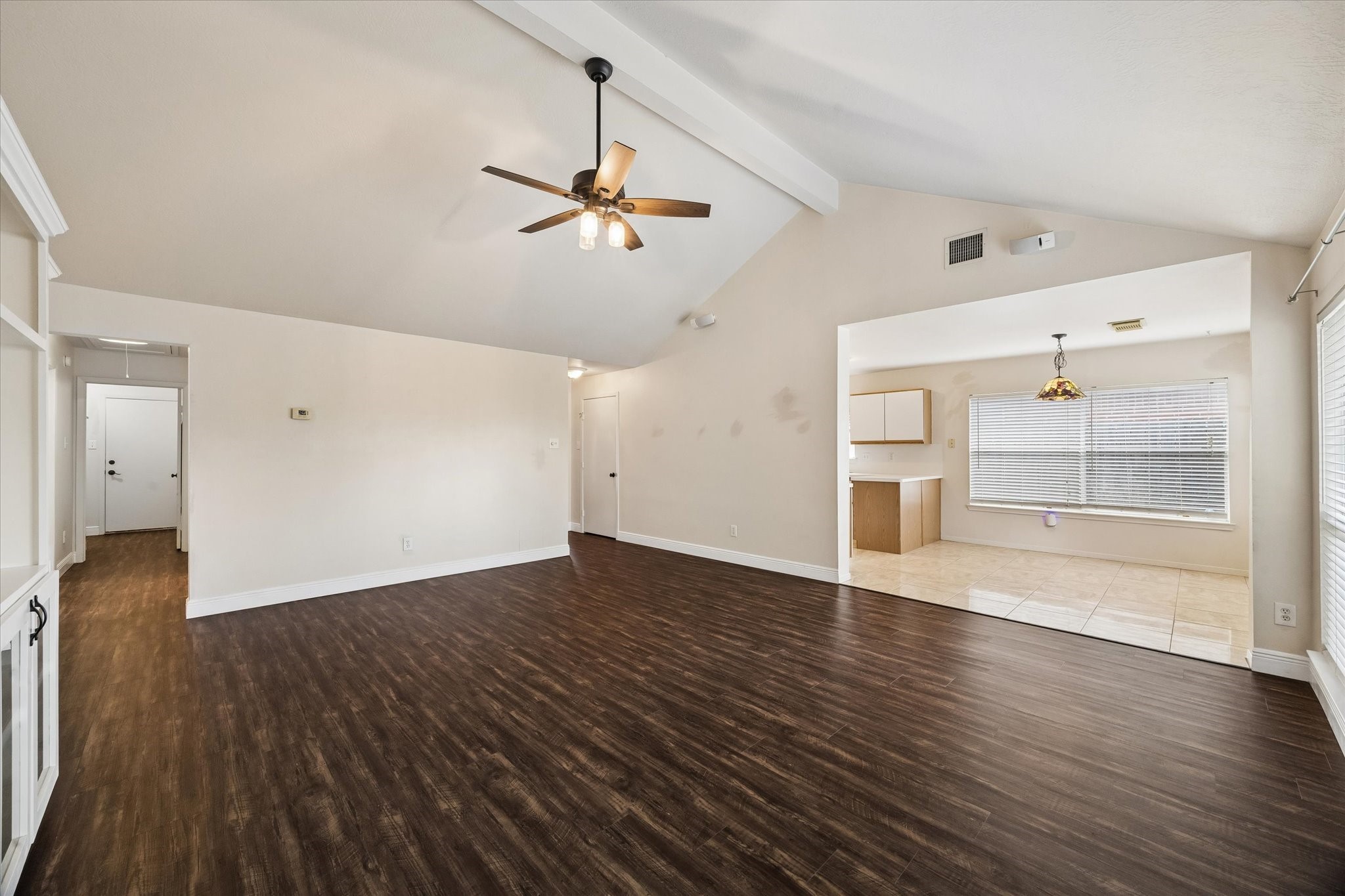 3714 Colleen Woods Circle Property Photo 10