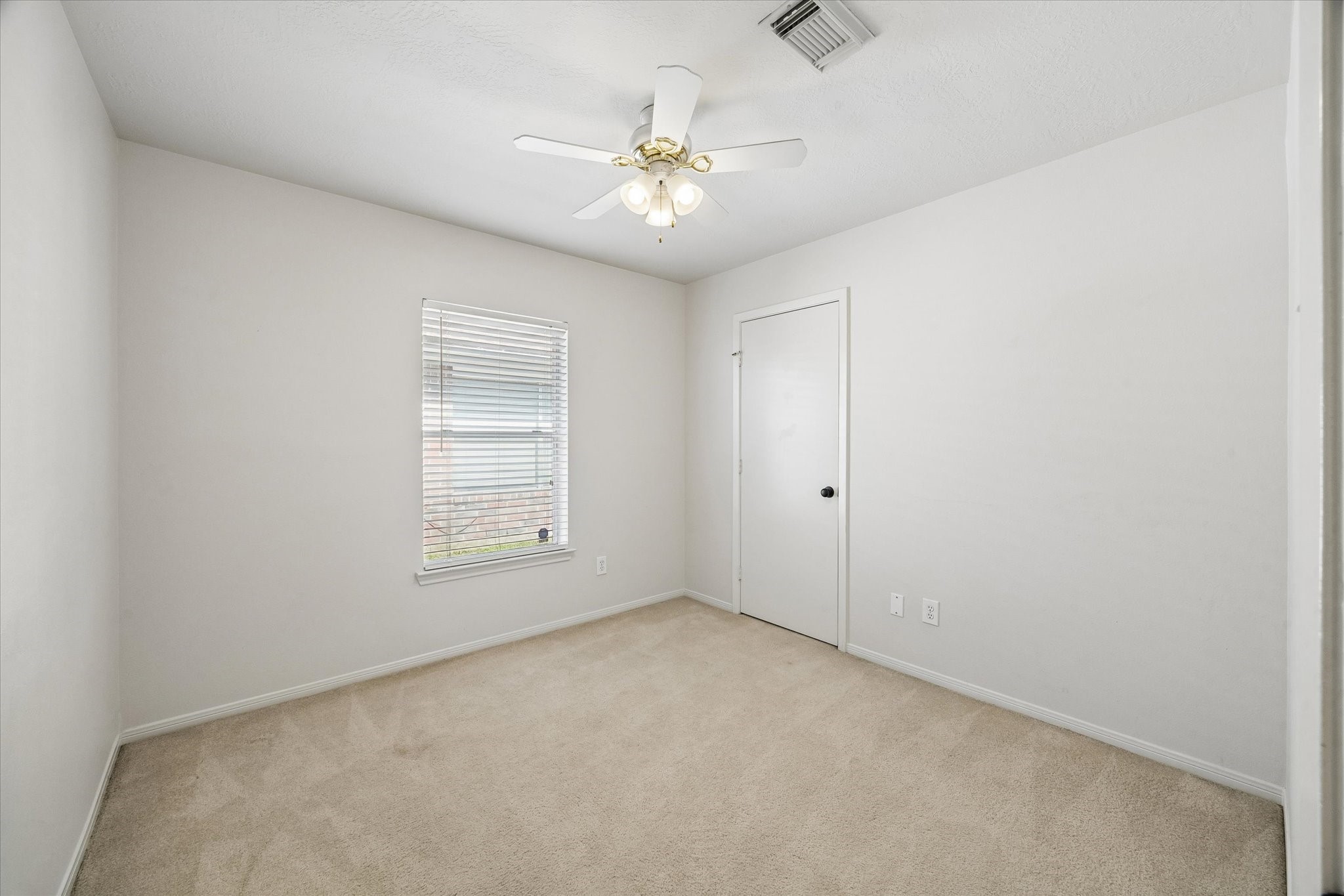 3714 Colleen Woods Circle Property Photo 22