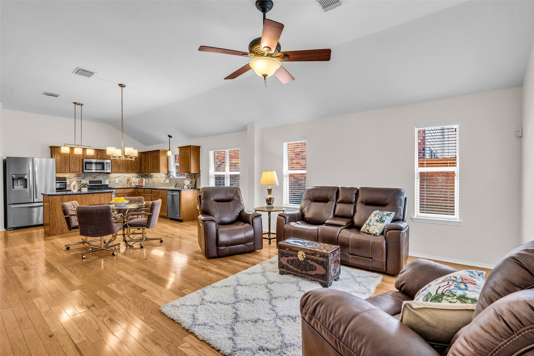 30211 Emerson Creek Drive Property Photo 13