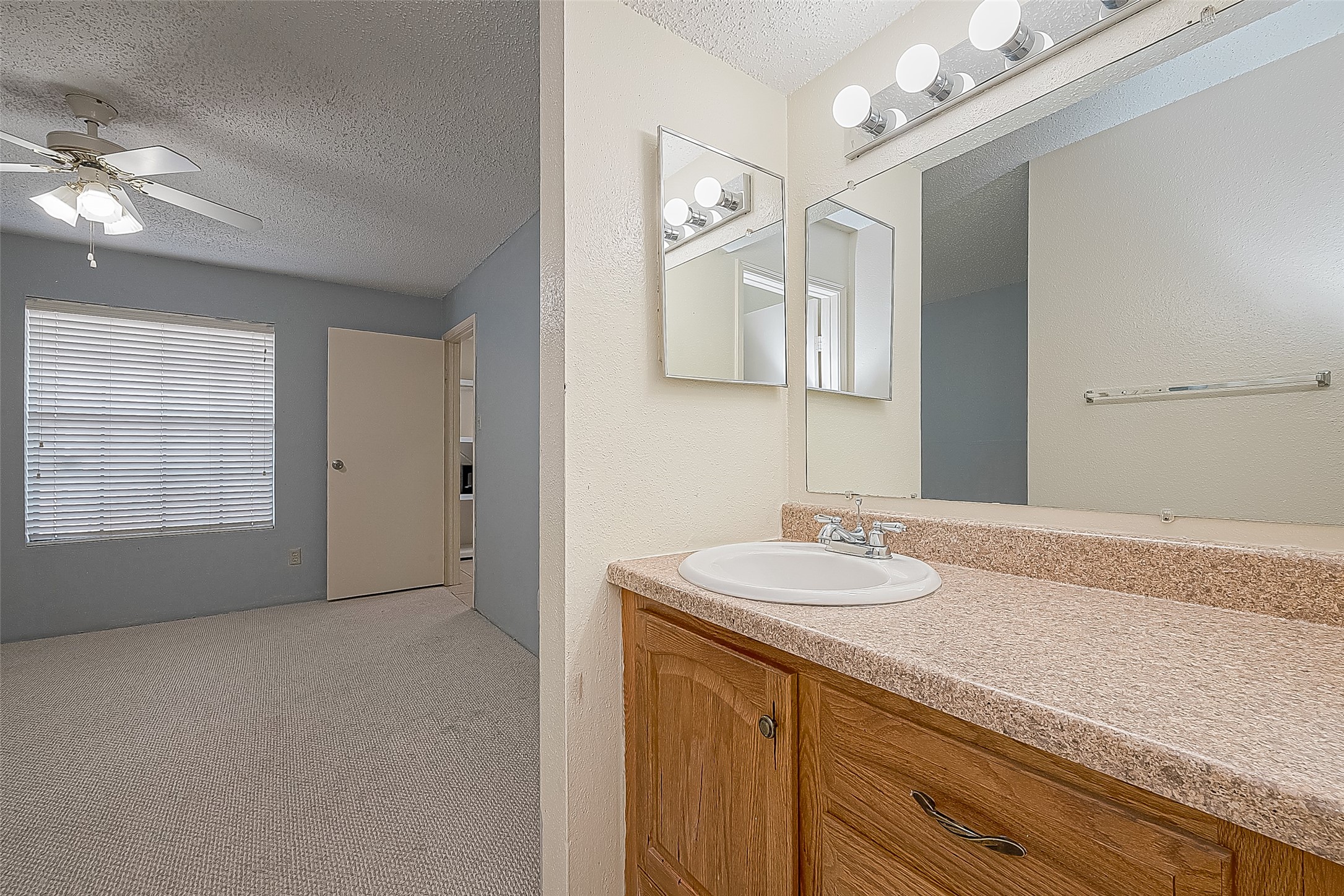 2750 Holly Hall Street 1707 Property Photo 15