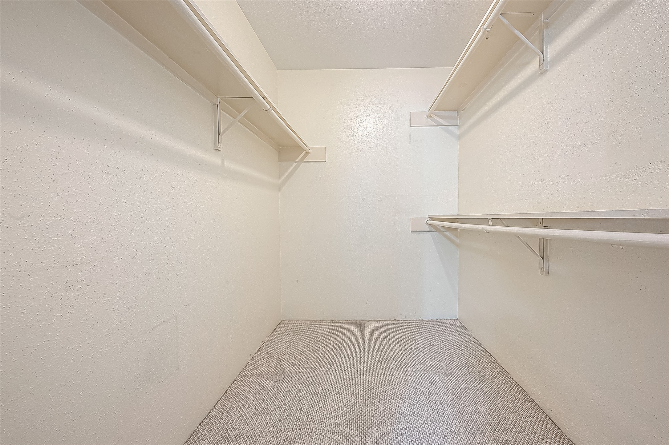 2750 Holly Hall Street 1707 Property Photo 17