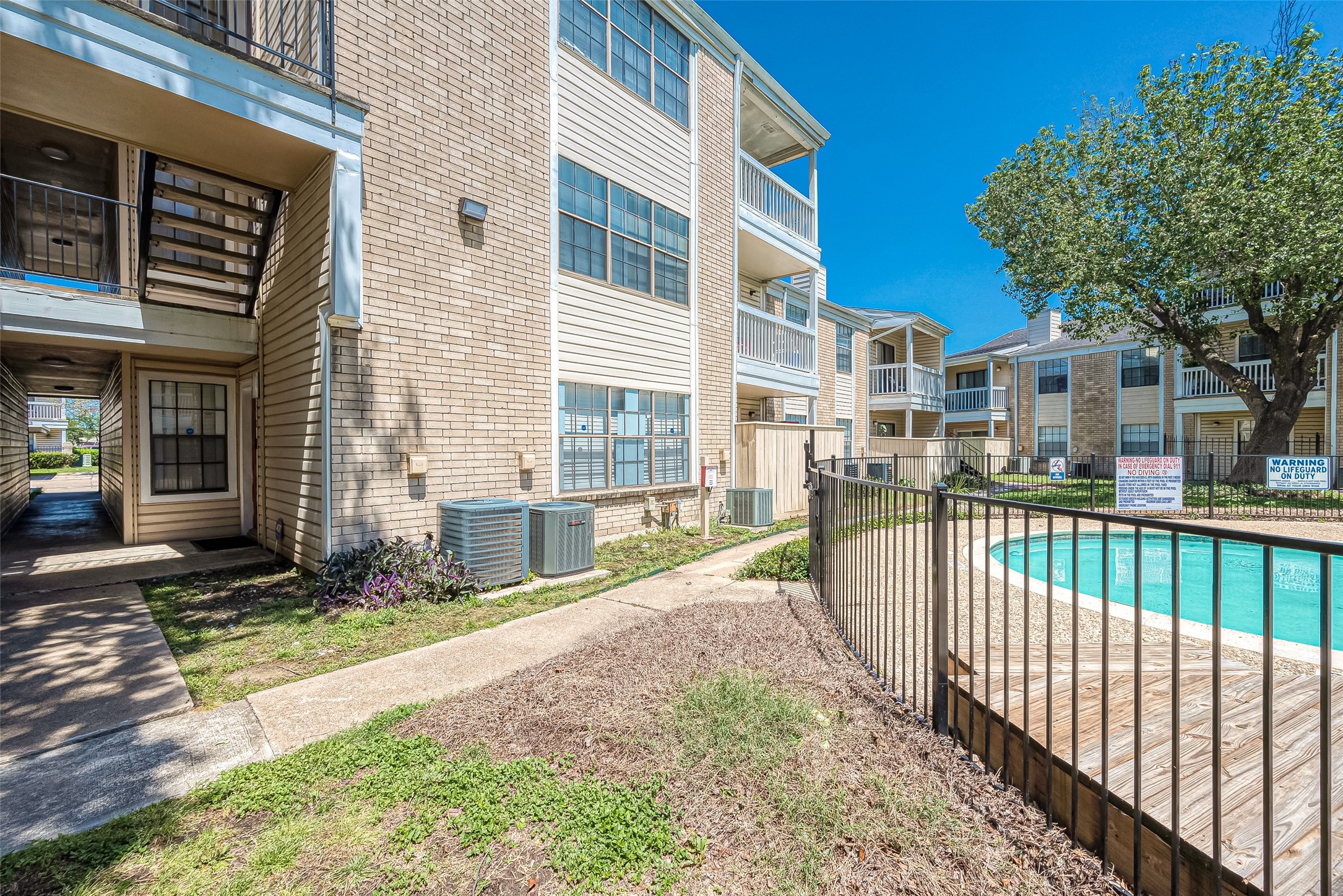 2750 Holly Hall Street 1707 Property Photo 21