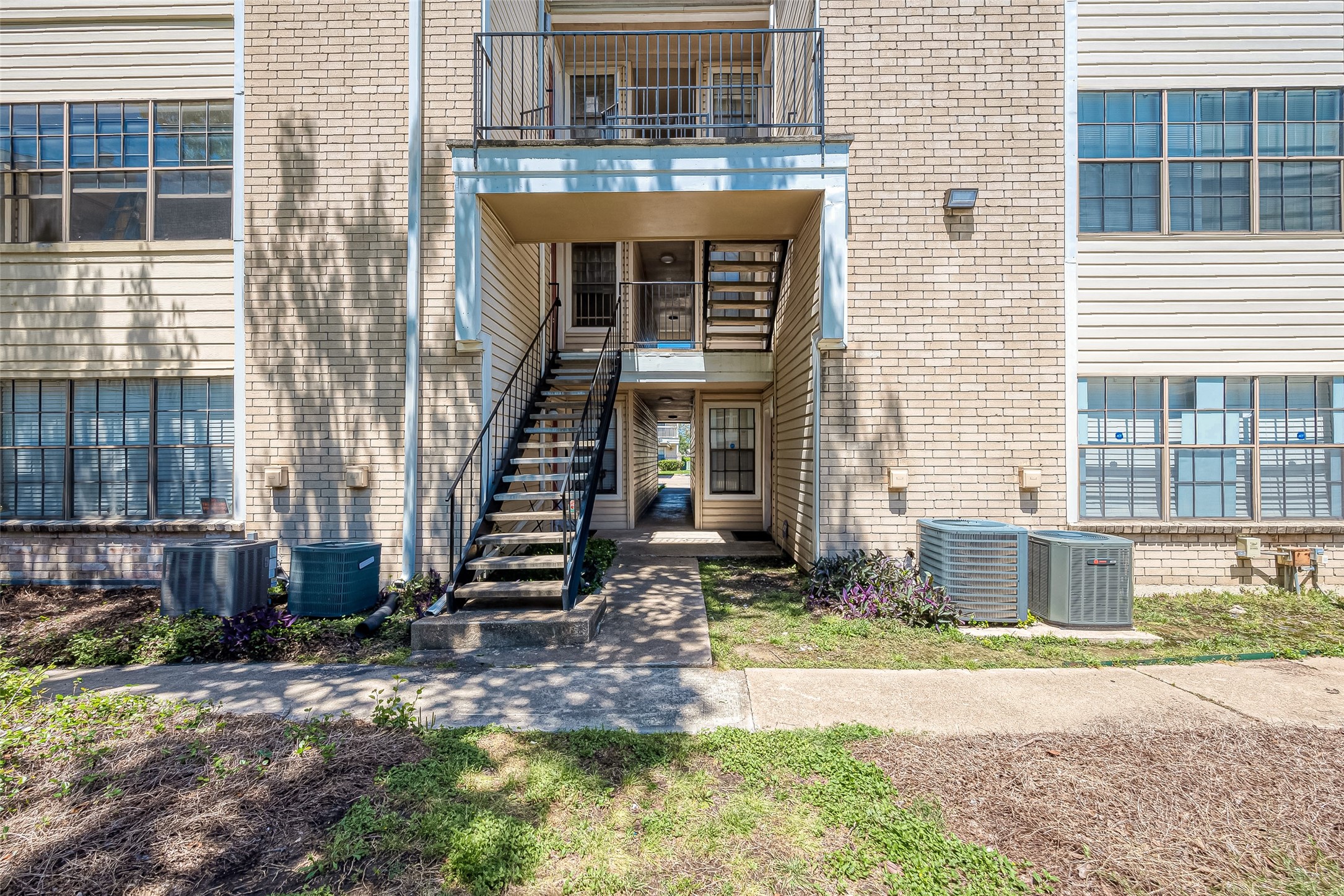 2750 Holly Hall Street 1707 Property Photo 24