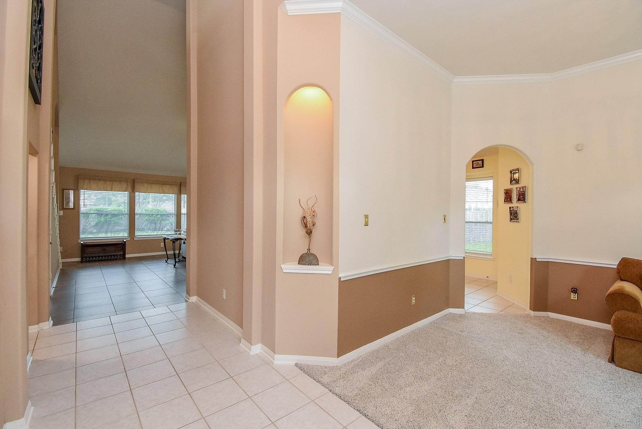 1727 Maryvale Drive Property Photo 5