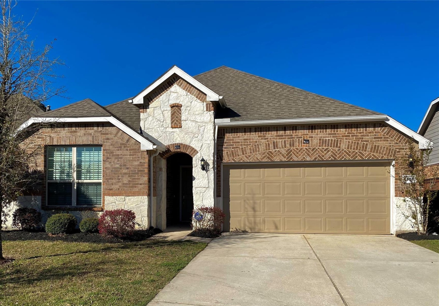 4507 Argonne Woods Drive Property Photo 2