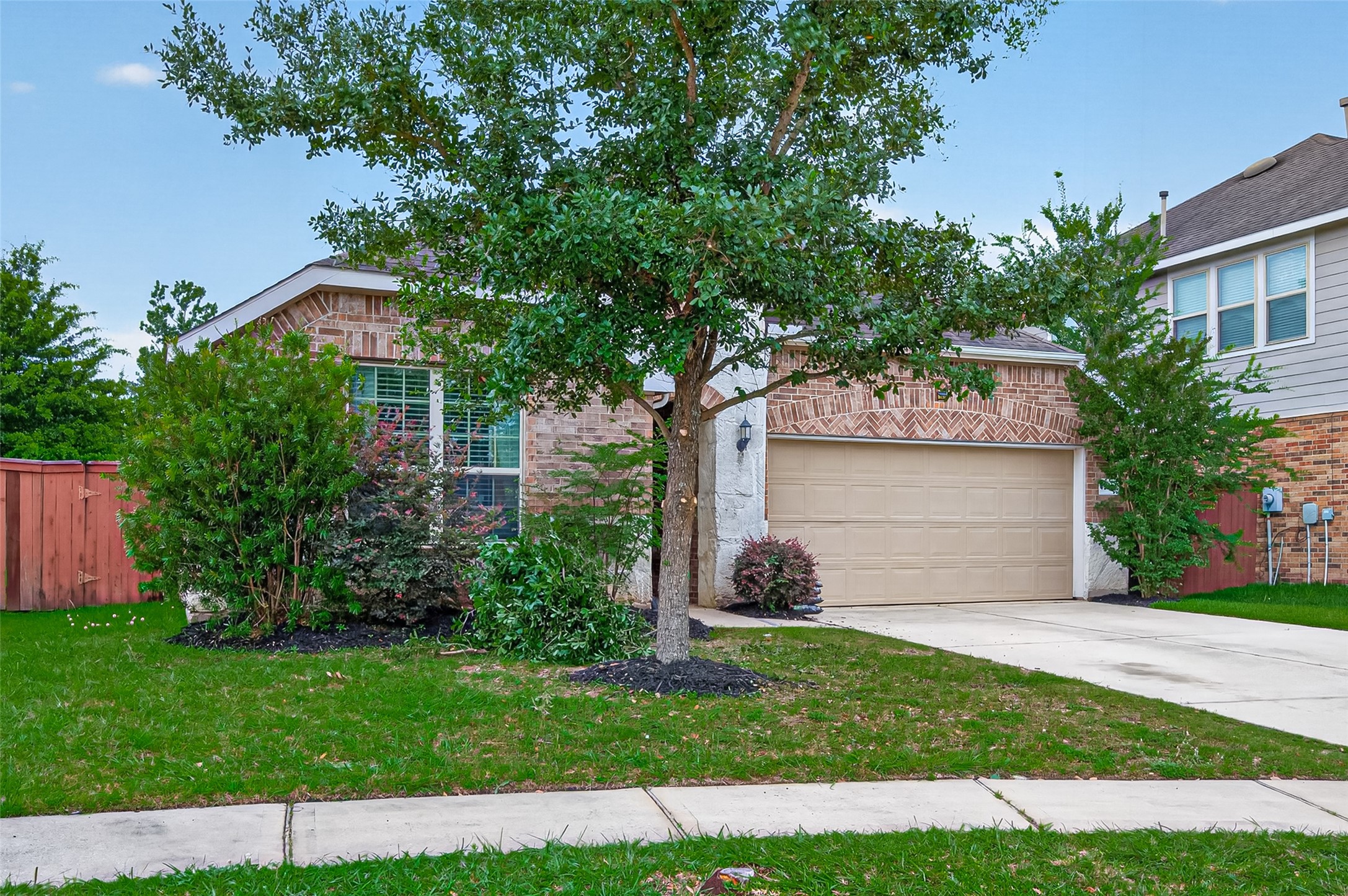 4507 Argonne Woods Drive Property Photo 3