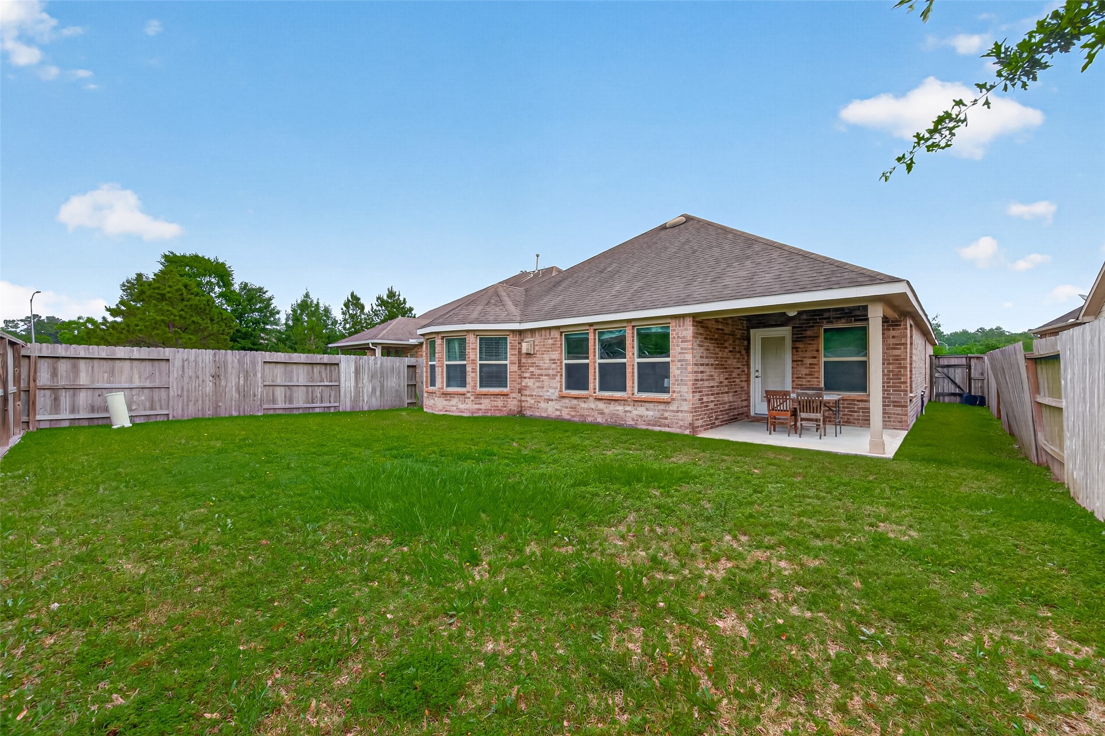 4507 Argonne Woods Drive Property Photo 5
