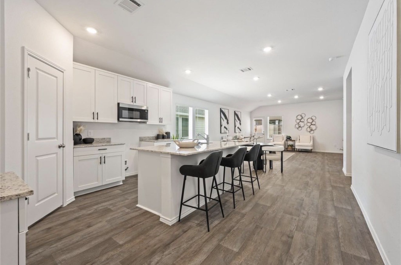 31210 Carmelas Landing Drive Property Photo 6