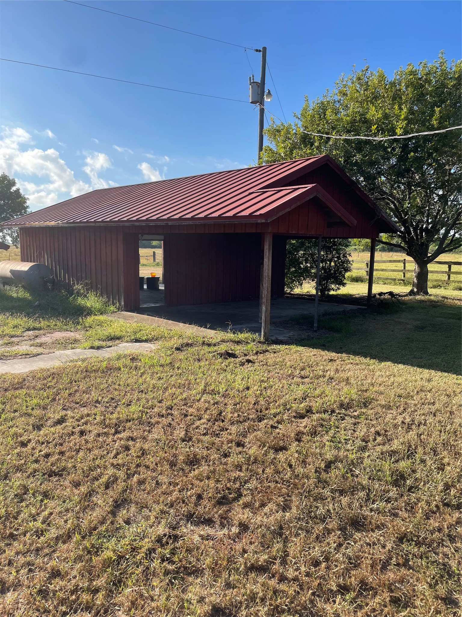 22835 Highway 35 S Property Photo 3