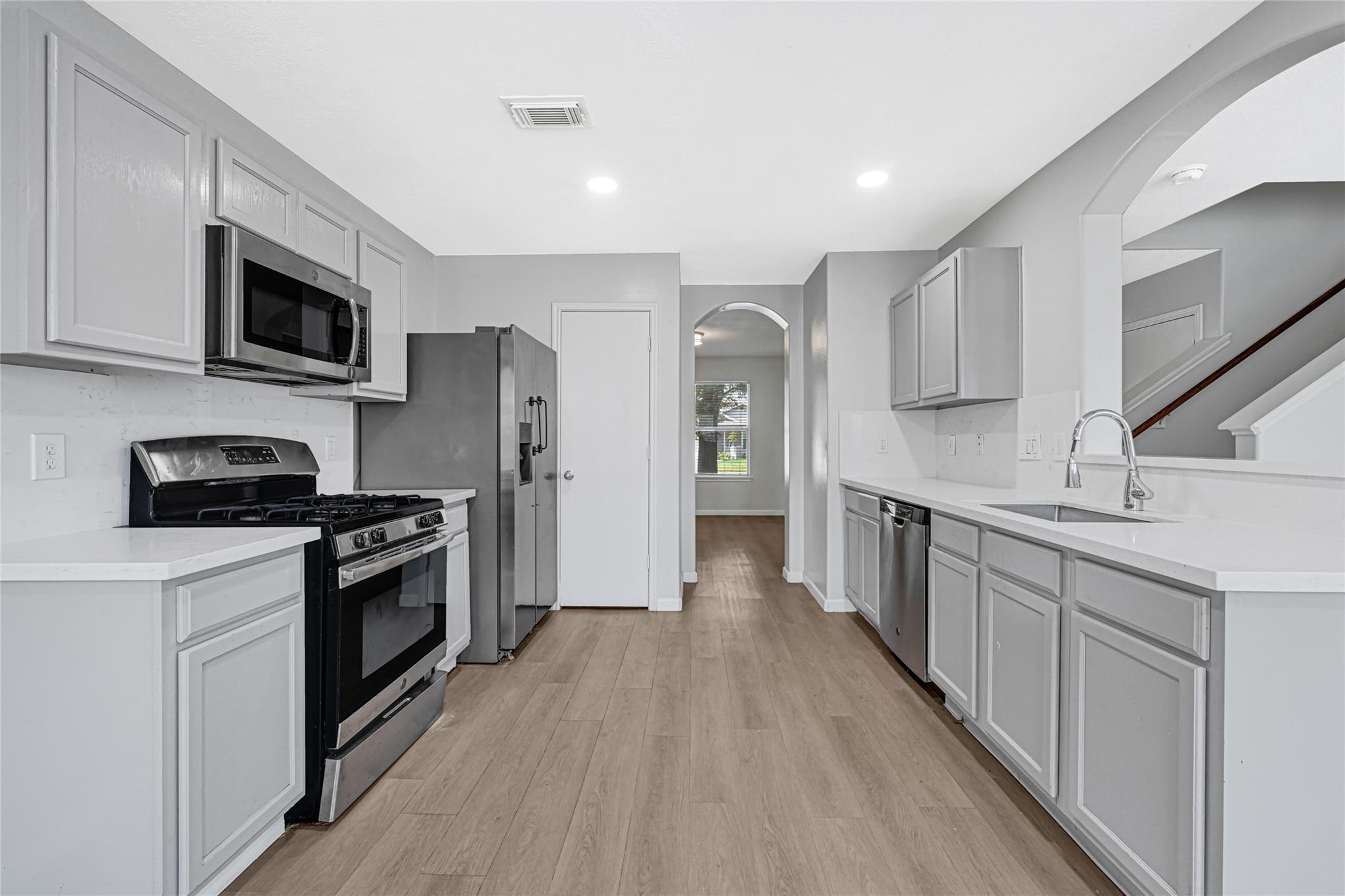 21238 Wortham Oaks Drive Property Photo 14