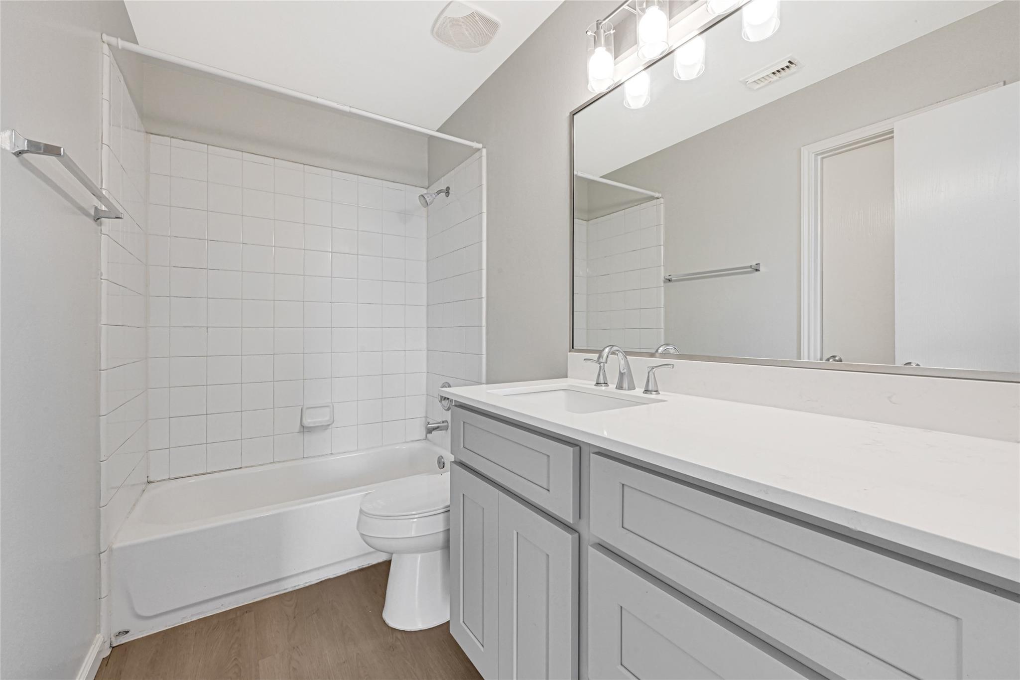 21238 Wortham Oaks Drive Property Photo 22