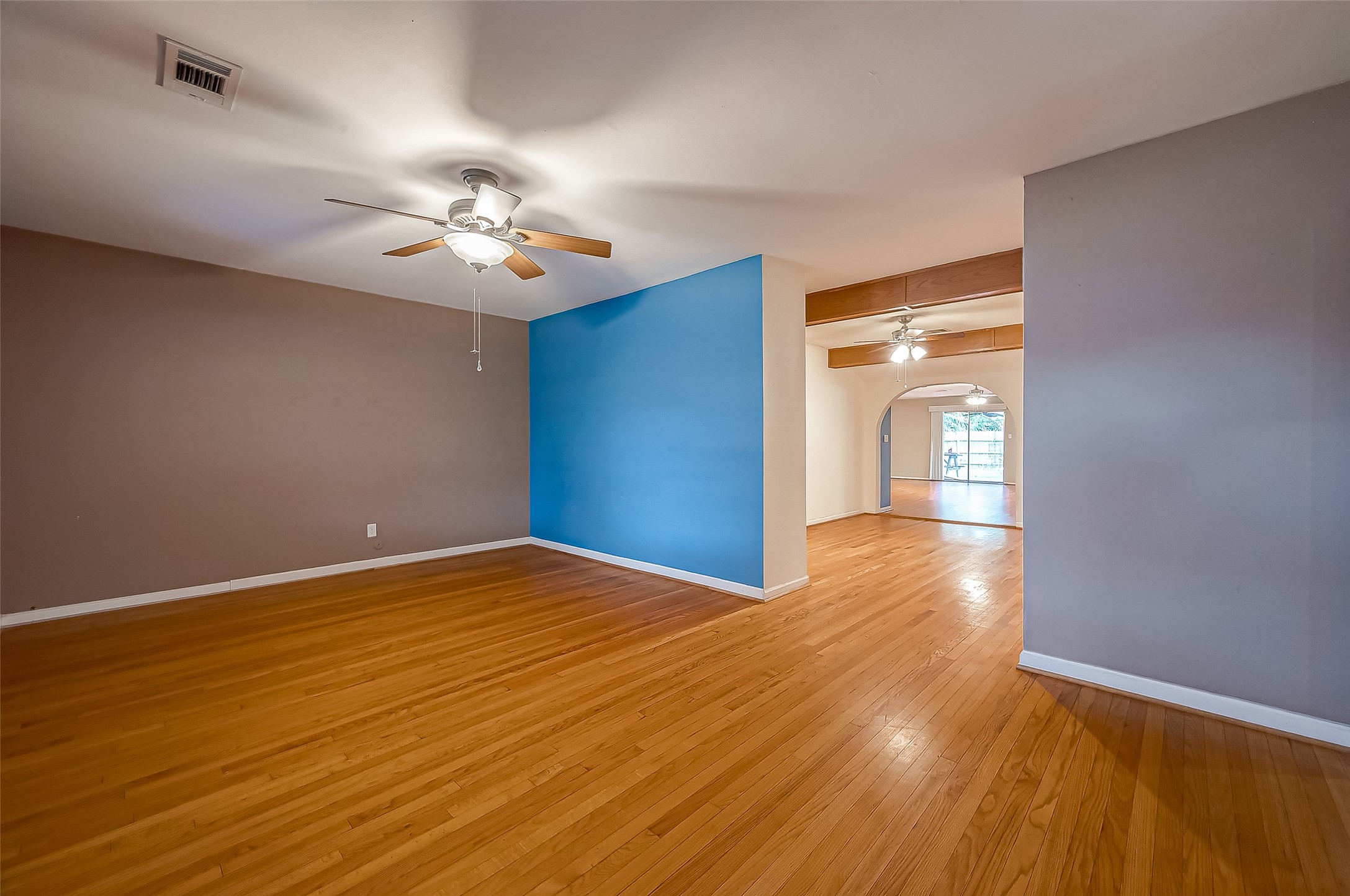 7515 Hereford Street Property Photo 5