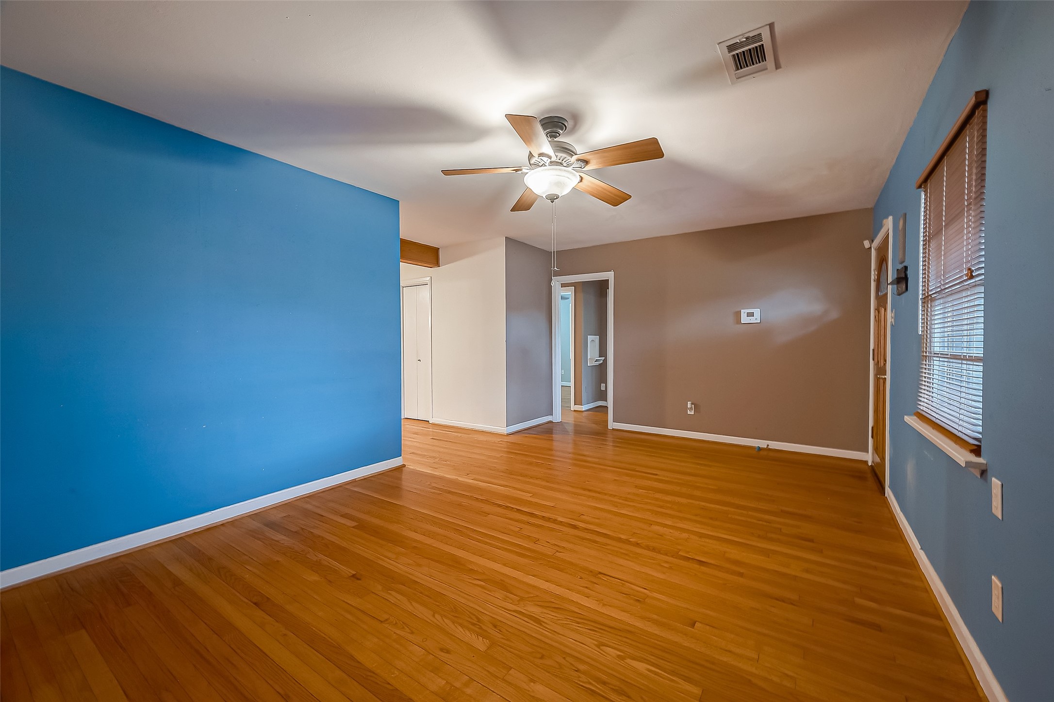 7515 Hereford Street Property Photo 8