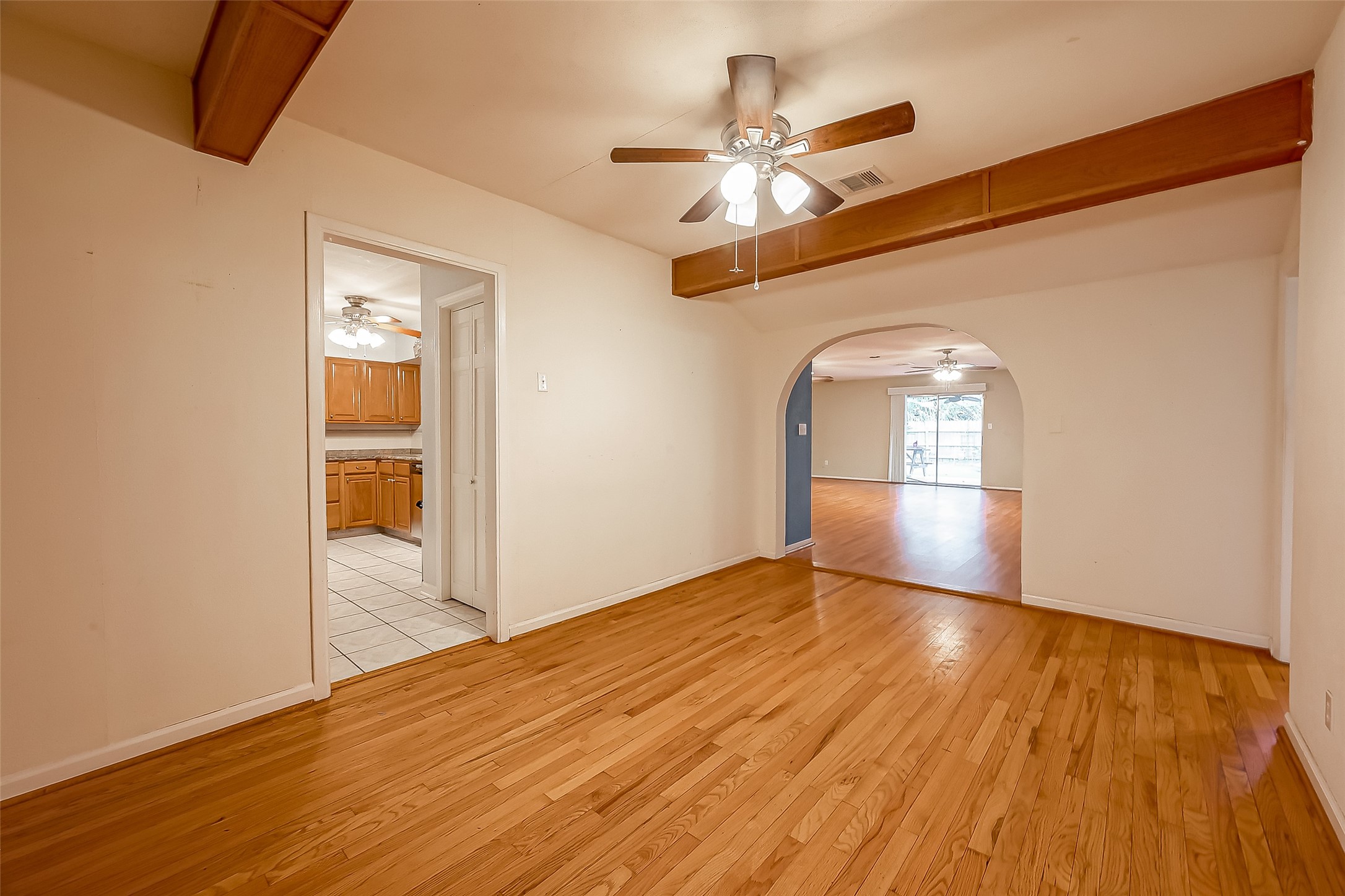 7515 Hereford Street Property Photo 10