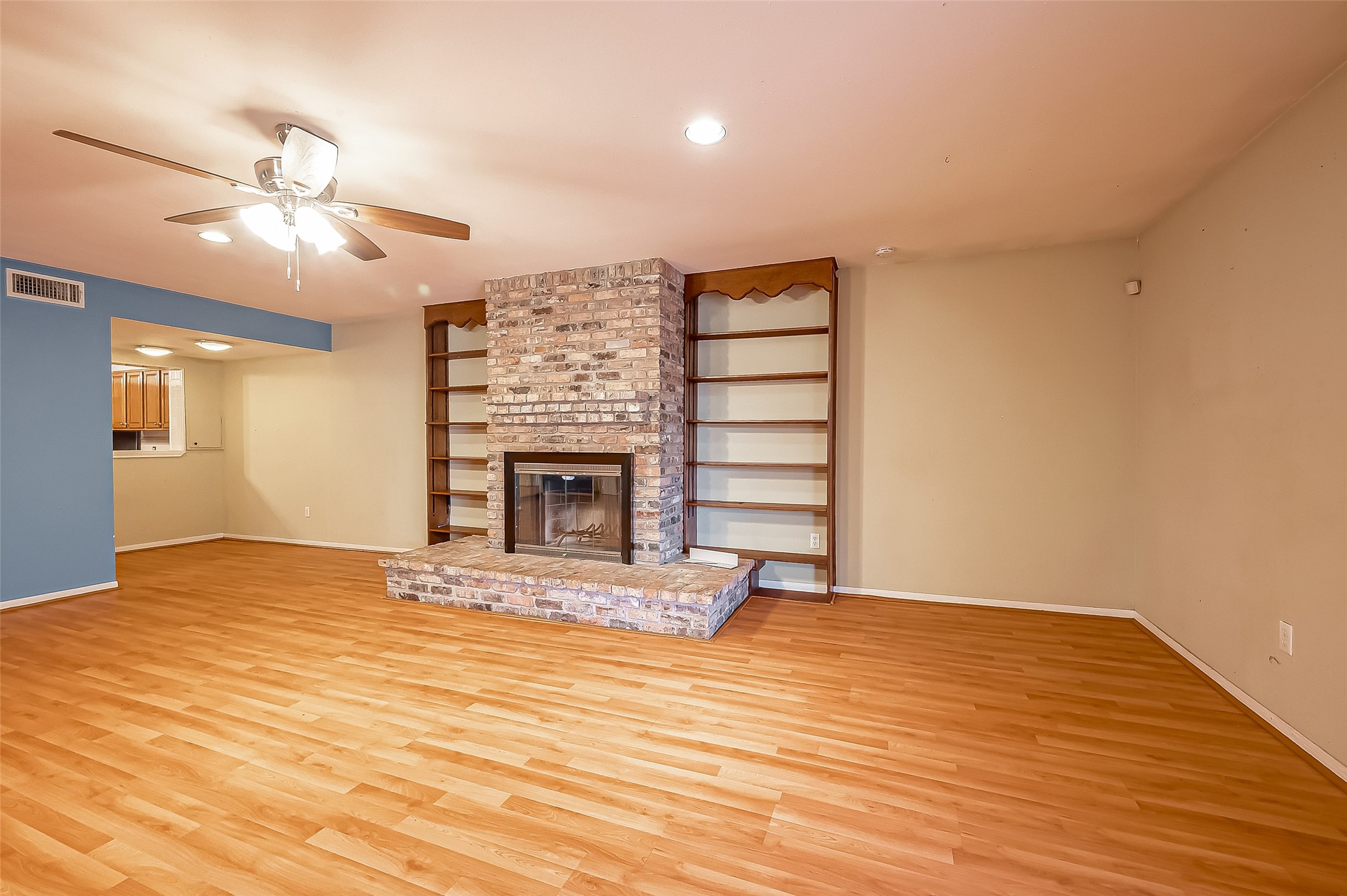 7515 Hereford Street Property Photo 15