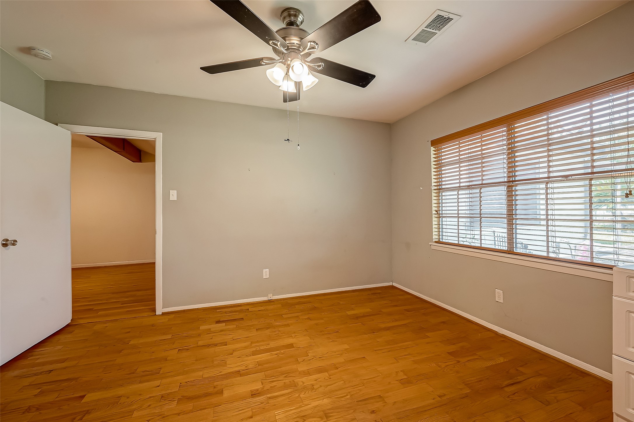 7515 Hereford Street Property Photo 23