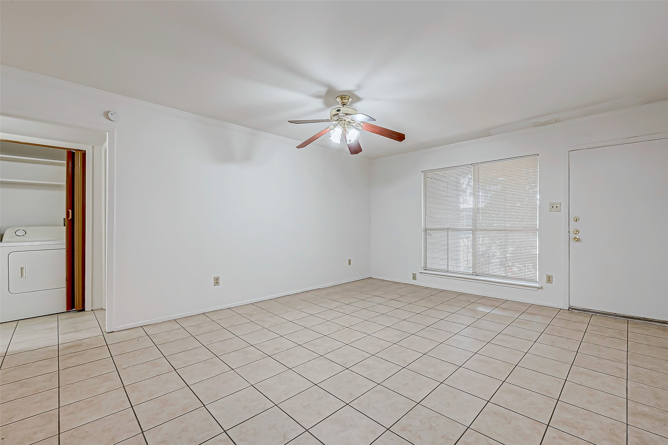 8201 Richmond Avenue 64 Property Photo 4