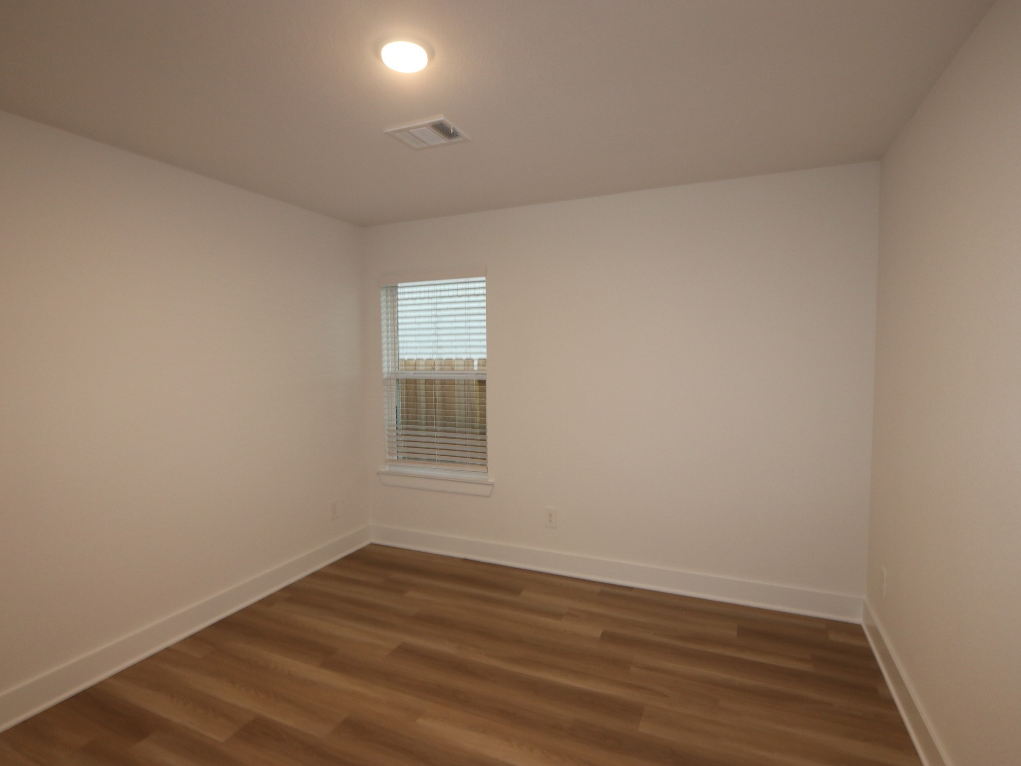 21306 Villa Spruce Lane Property Photo 11