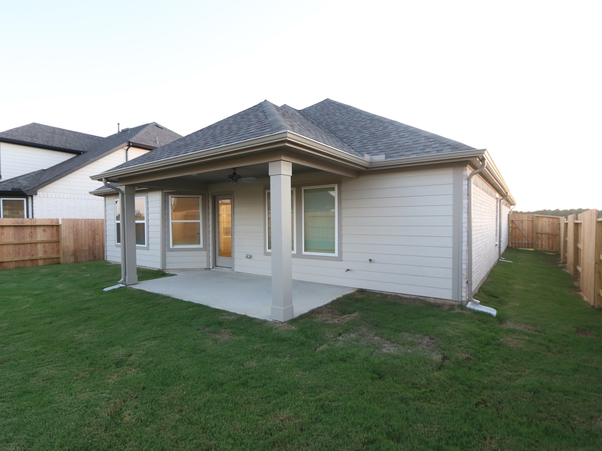21306 Villa Spruce Lane Property Photo 16