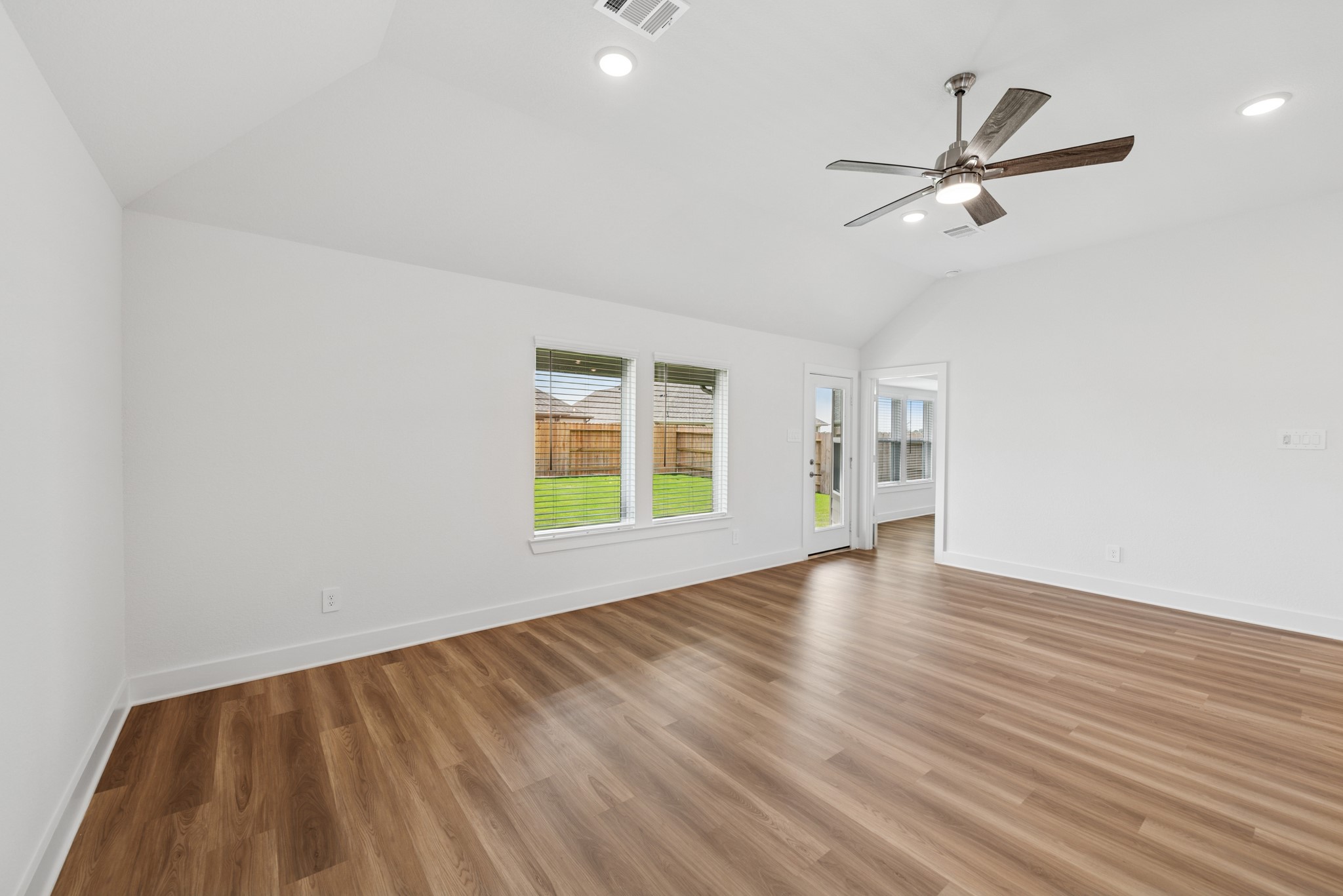 21306 Villa Spruce Lane Property Photo 25