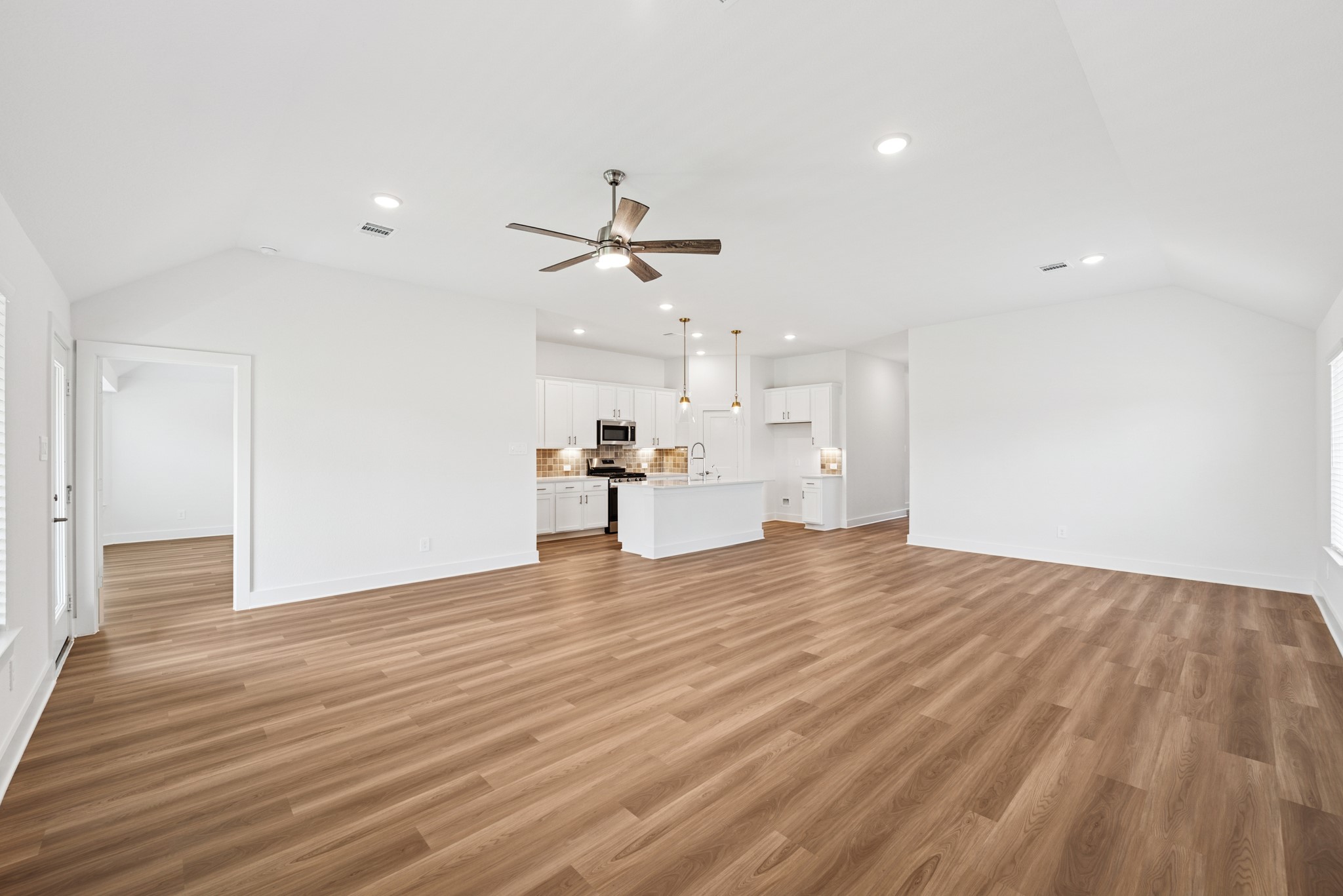 21306 Villa Spruce Lane Property Photo 26