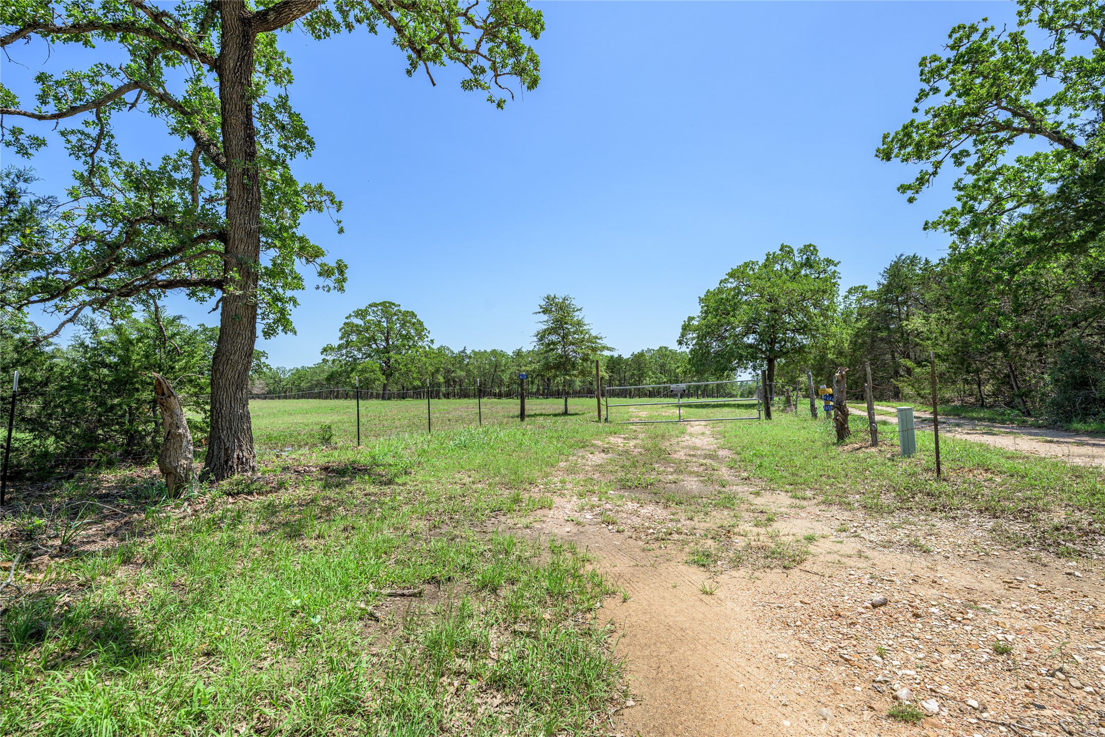 4638 Red Hollow Lane Property Photo 8
