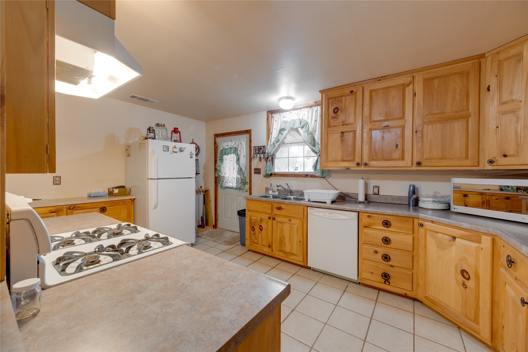 210 An County Road 2604 Property Photo 6