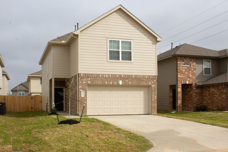 18606 Tarlo River Trail Property Photo 1