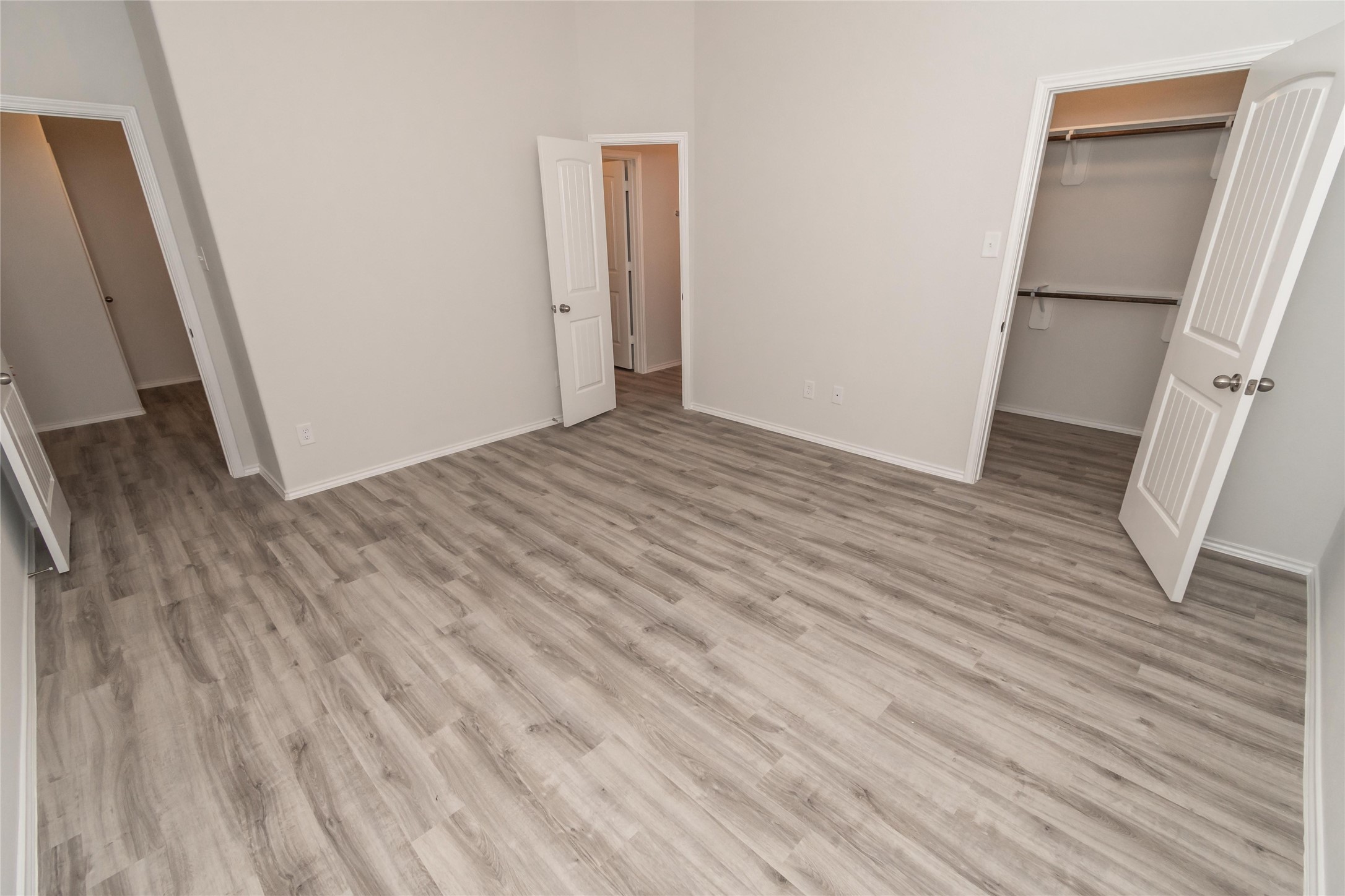 18606 Tarlo River Trail Property Photo 9