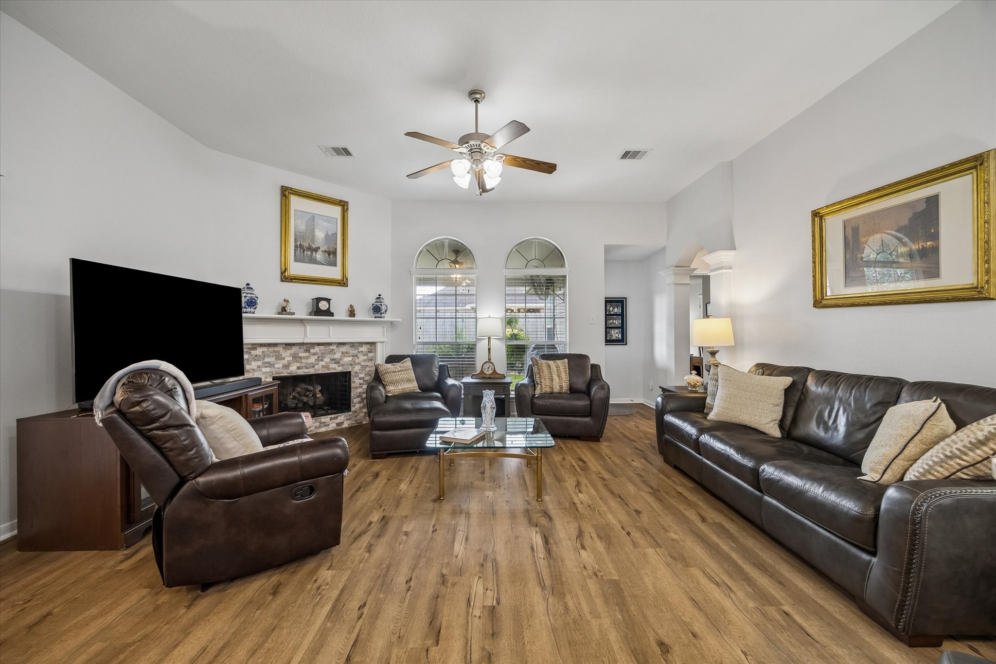 21907 Sunvolt Court Property Photo 11