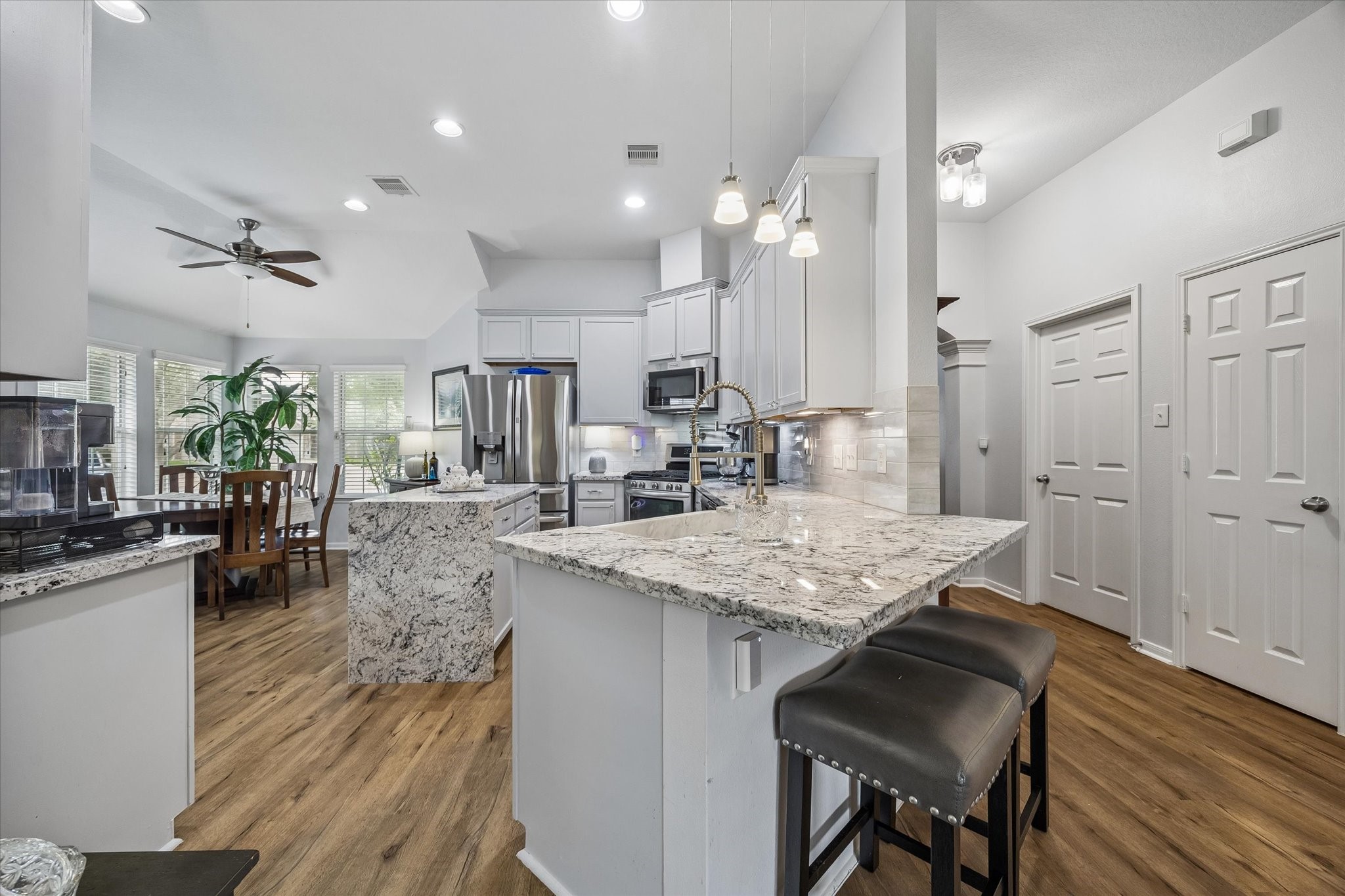 21907 Sunvolt Court Property Photo 12
